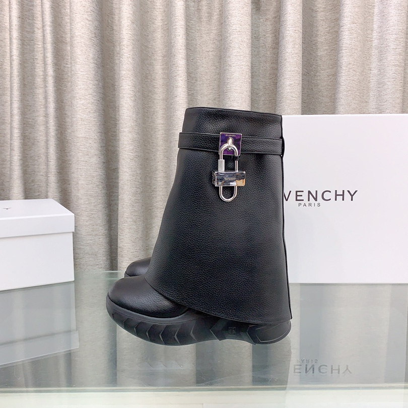 Givenchy Shark Lock Boots - FashionPlug