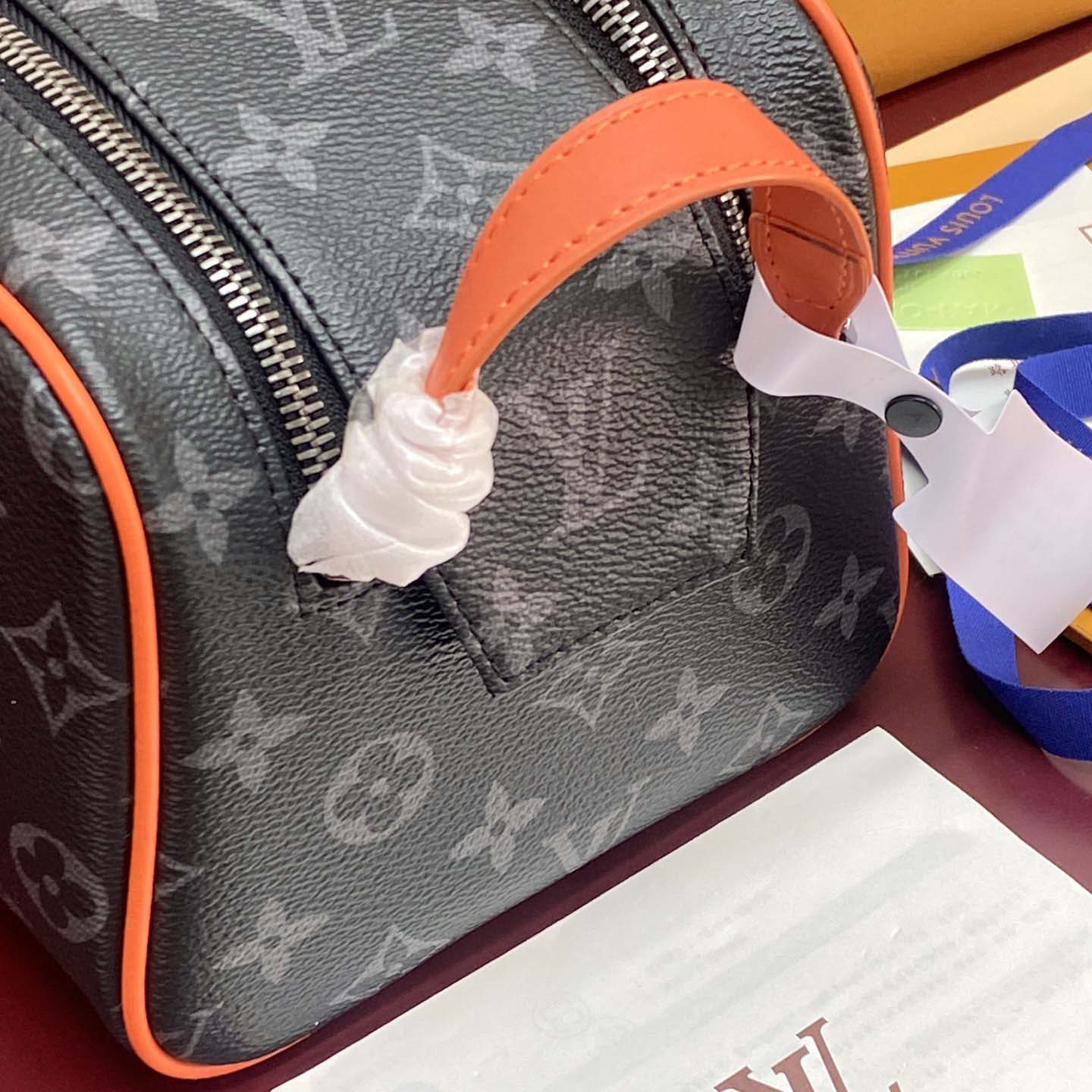 Louis Vuitton Dopp Kit   M15246 - FashionPlug