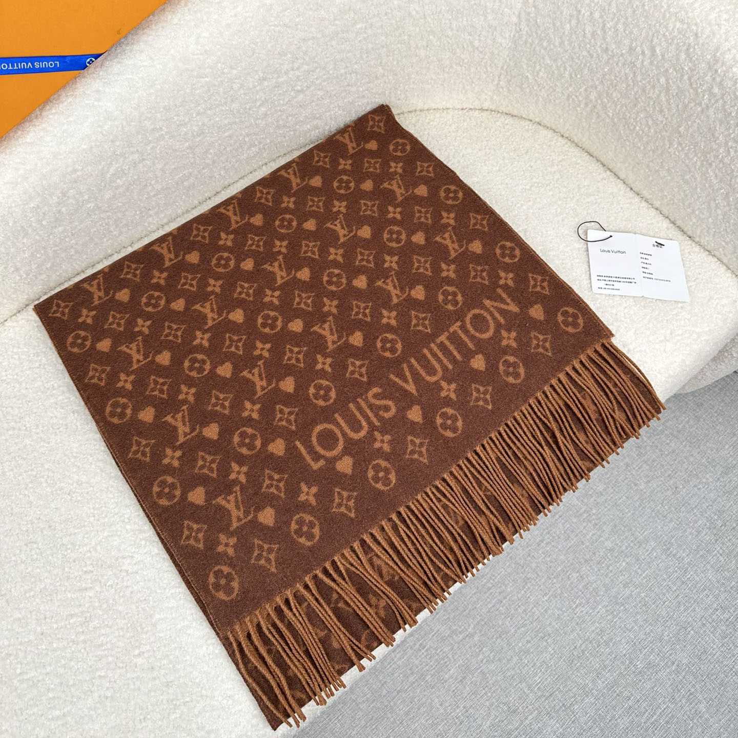 Louis Vuitton Game On Scarf   45*180cm - FashionPlug