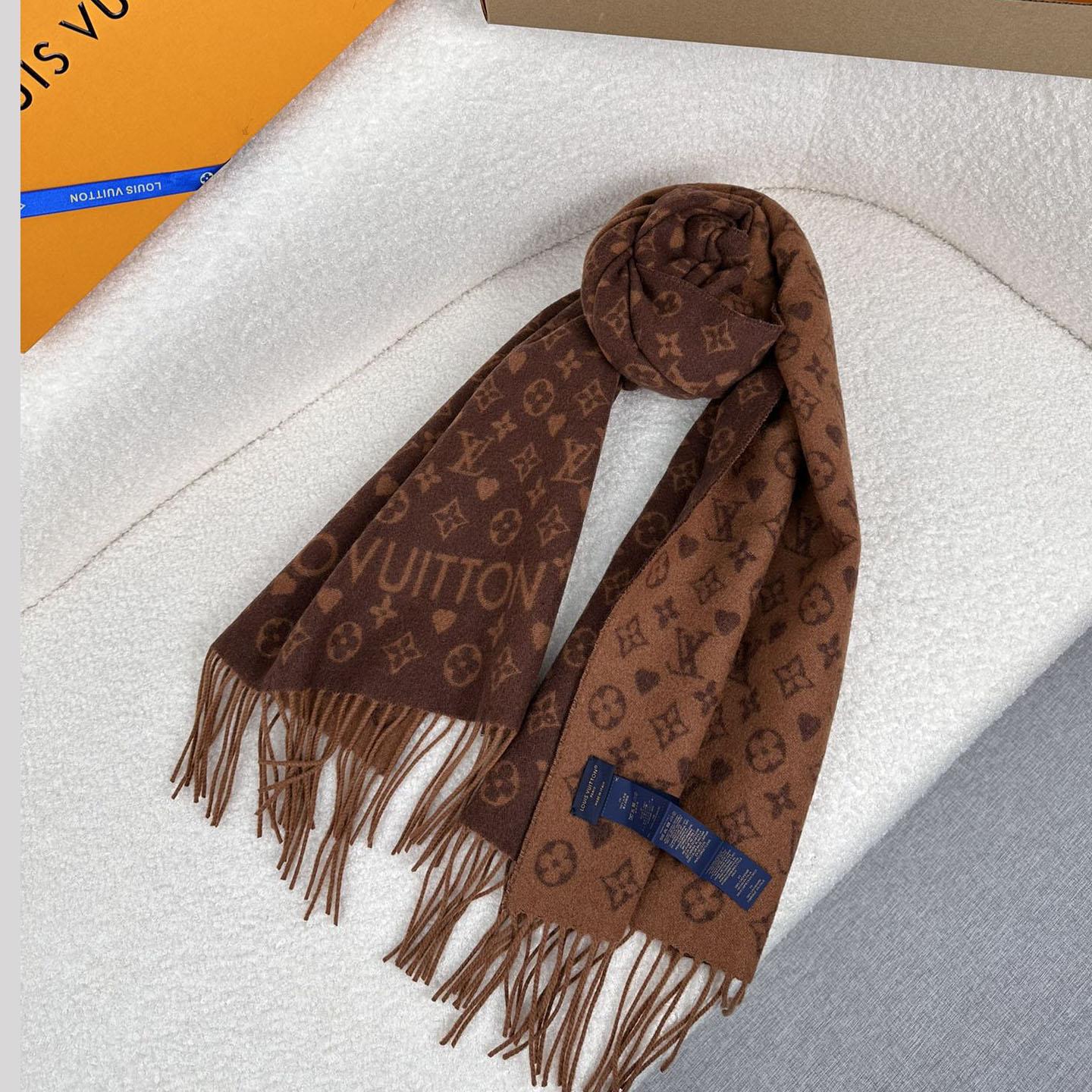 Louis Vuitton Game On Scarf   45*180cm - FashionPlug
