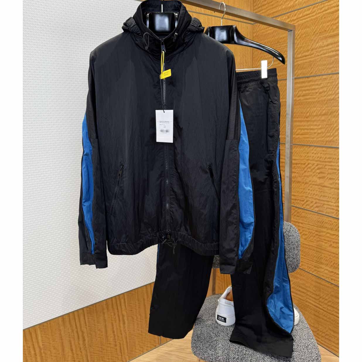 Bottega Veneta Contrasting Zipper Tech Nylon Jacket And Pants - FashionPlug