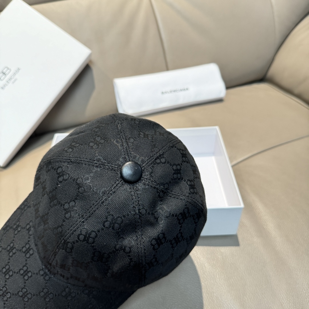 Balenciaga Cap - FashionPlug
