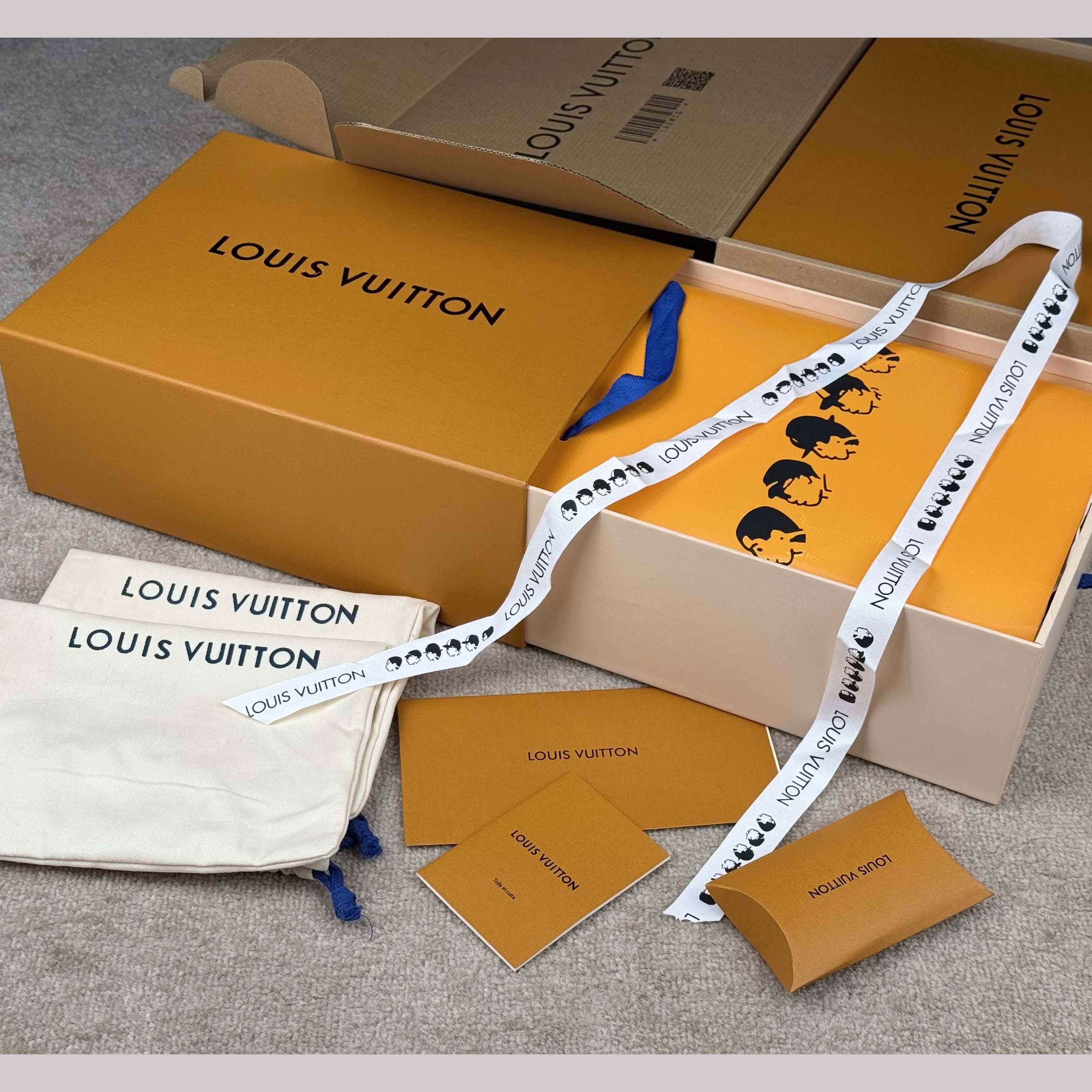 Louis Vuitton LV BUTTERSOFT Sneaker     - FashionPlug