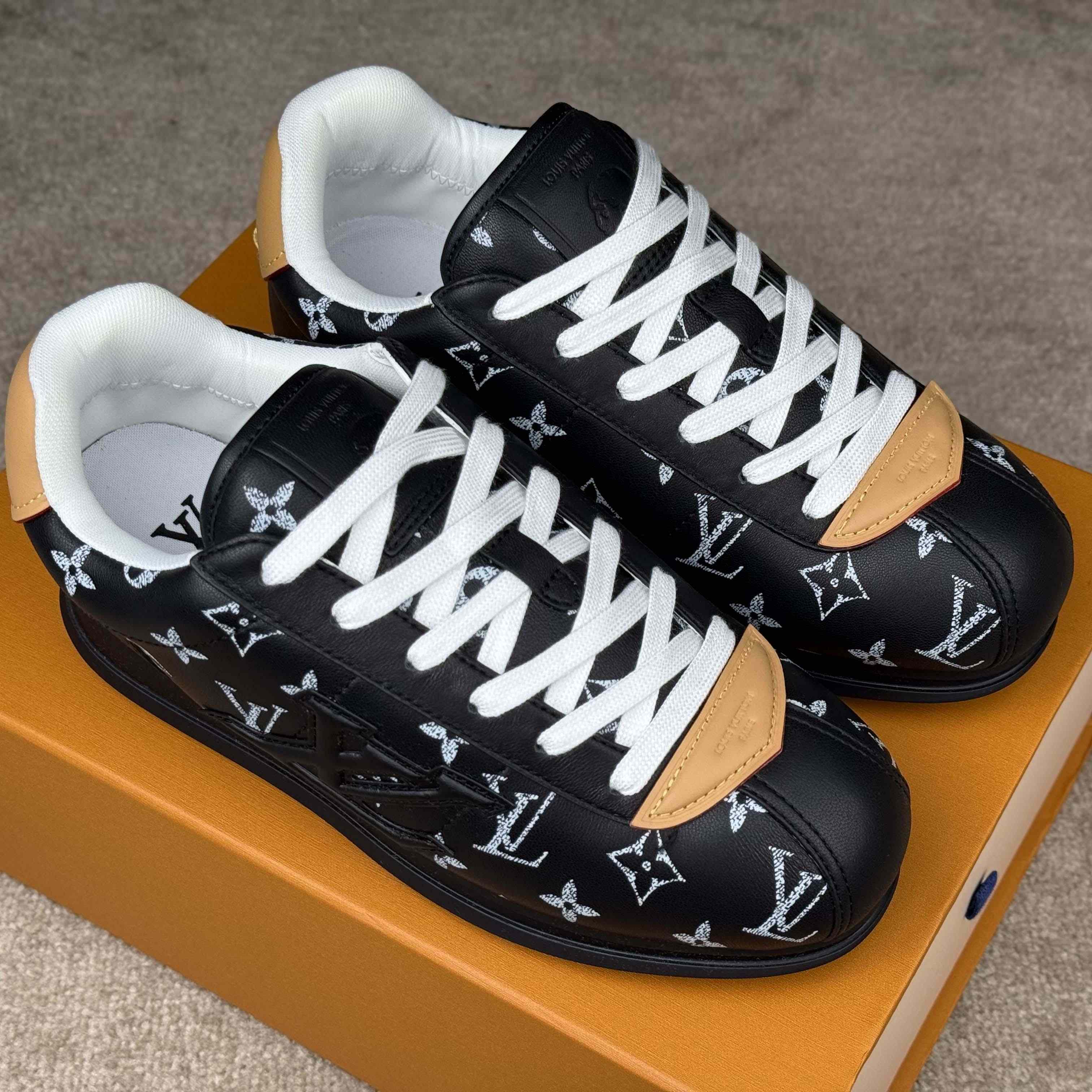 Louis Vuitton LV BUTTERSOFT Sneaker     - FashionPlug