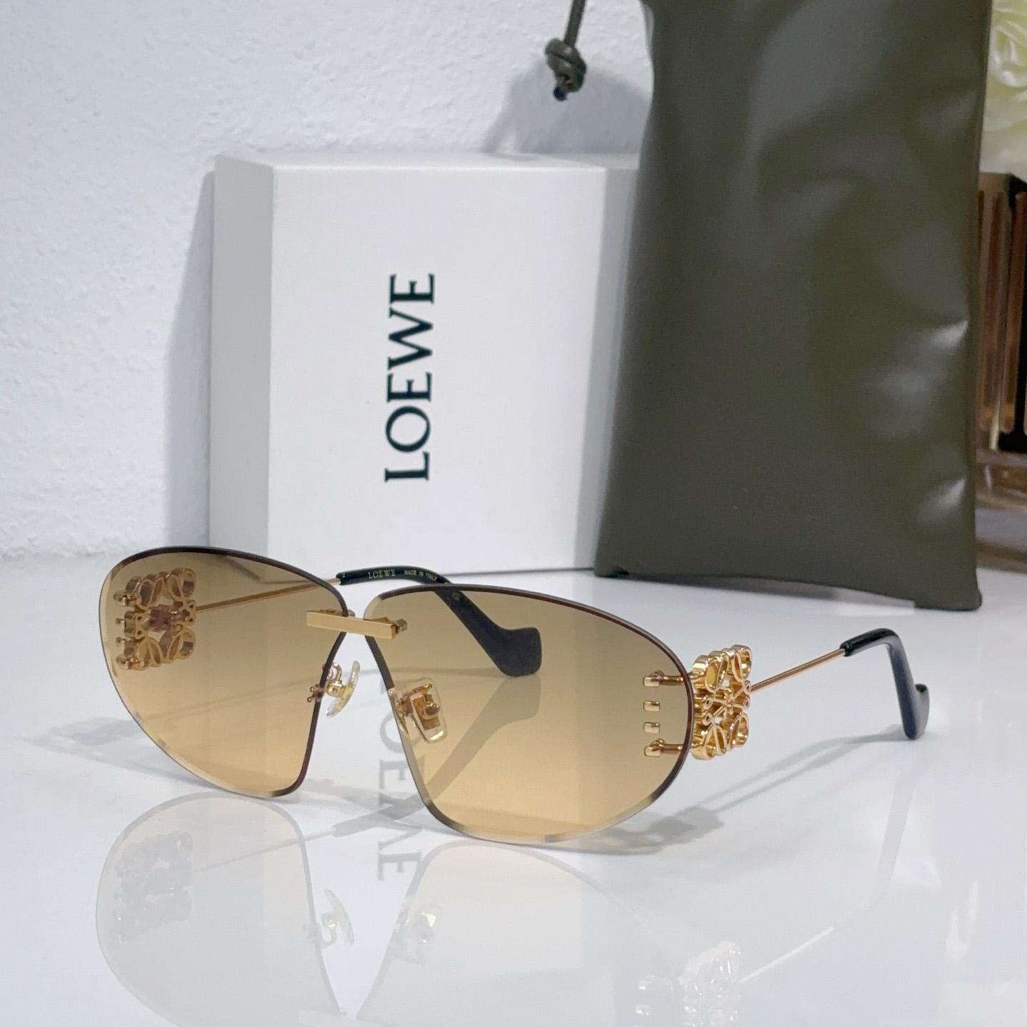 Loewe LW40048U Sunglasses  - FashionPlug