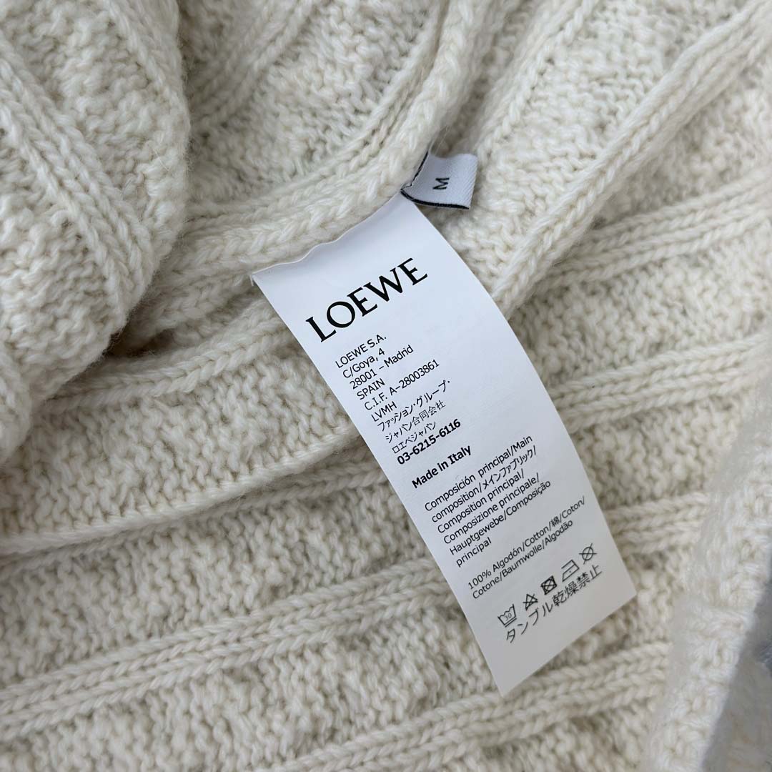 Loewe Vest In Wool - FashionPlug