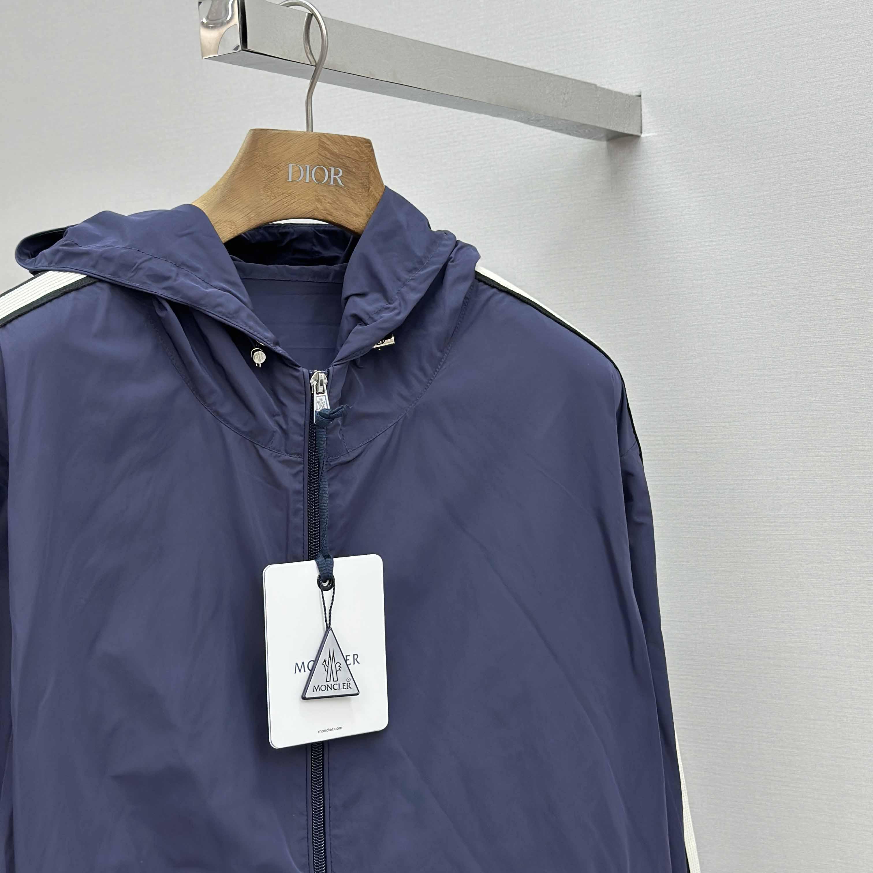 Moncler Olan Jacket - FashionPlug