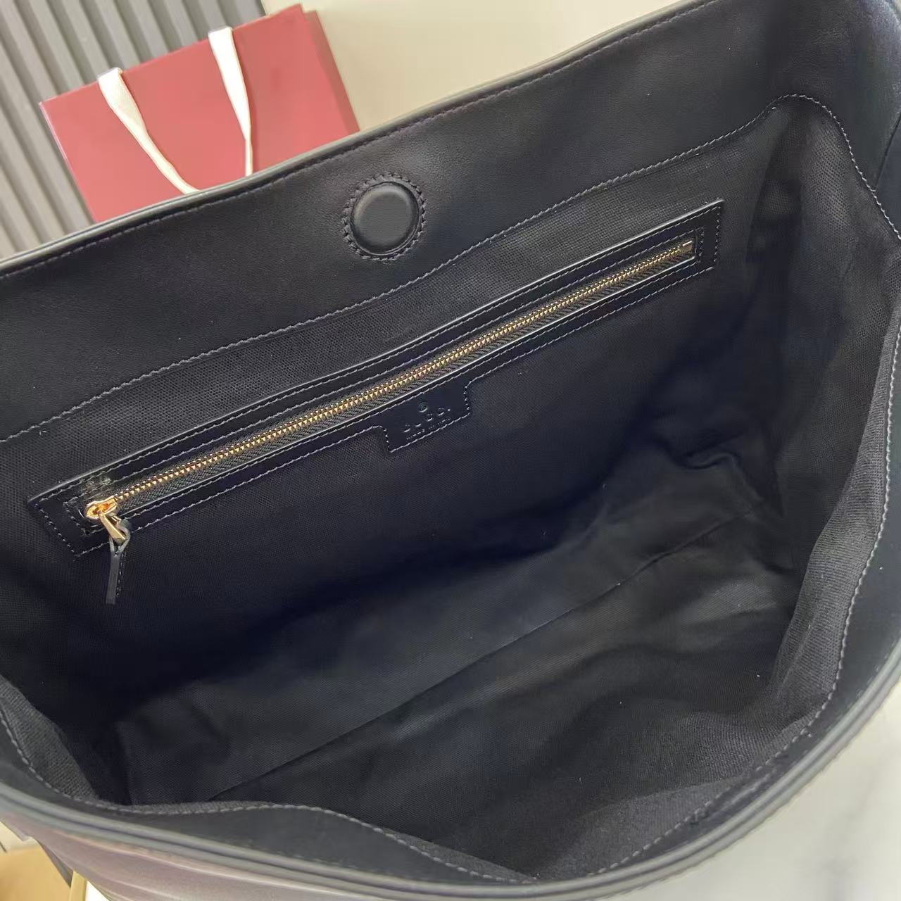 Gucci Beatrix Medium Tote Bag - FashionPlug