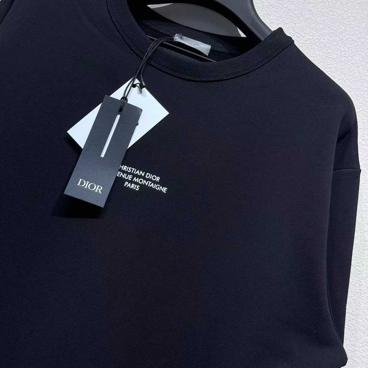 Dior Montaigne Sweatshirt  - FashionPlug