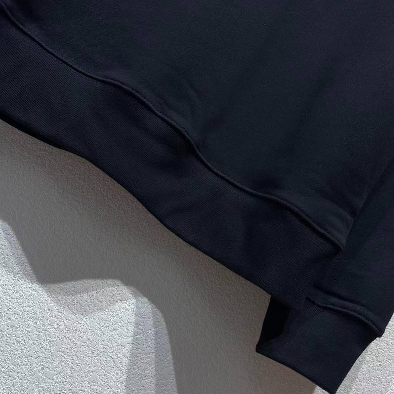 Dior Montaigne Sweatshirt  - FashionPlug