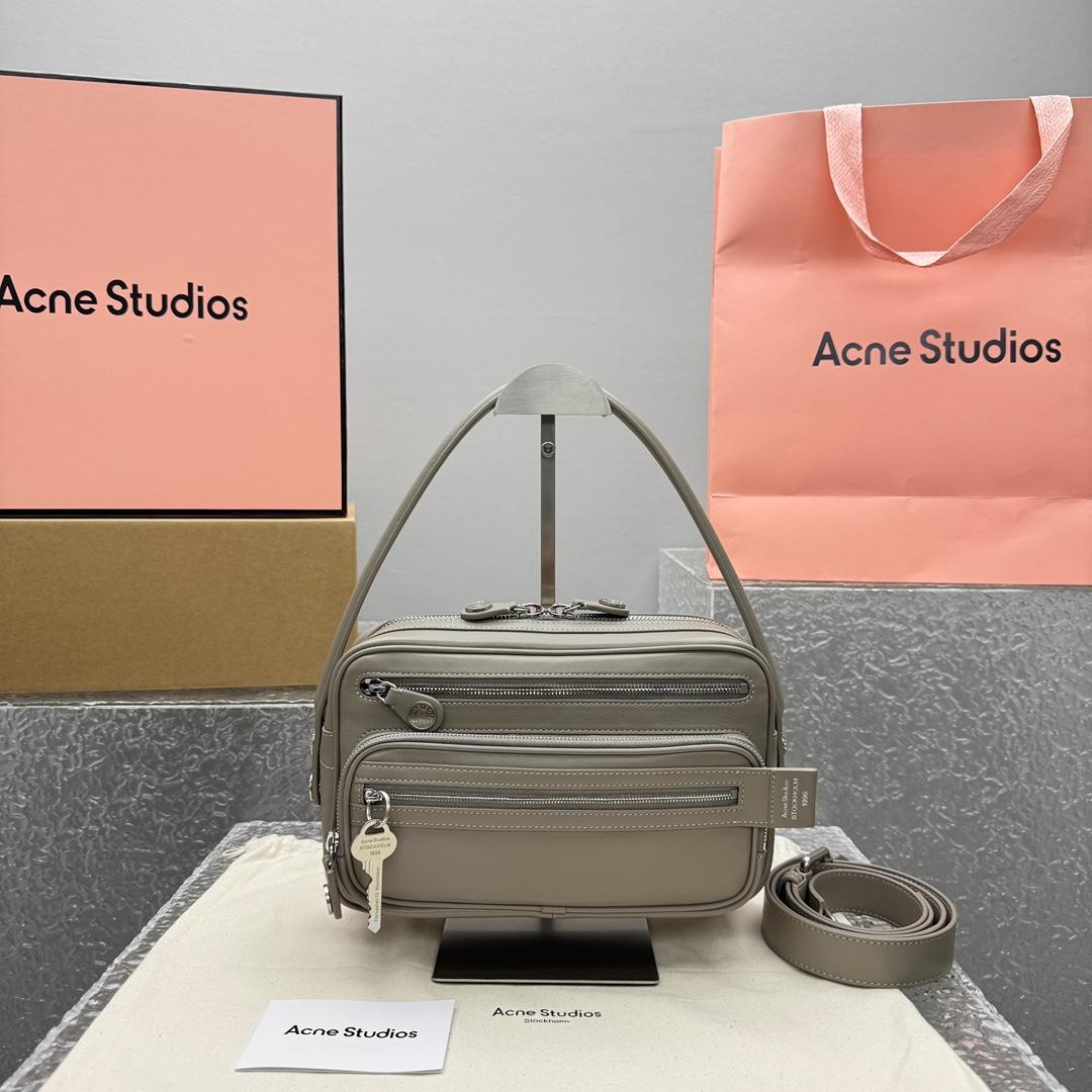 Acne Studios Sac À Bandouliere Camero Party - FashionPlug