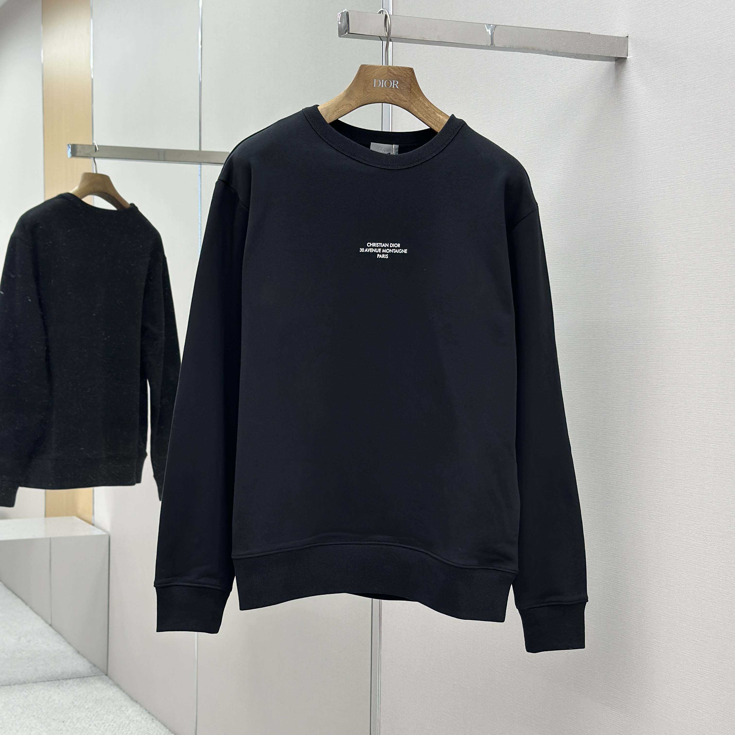 Dior Montaigne Sweatshirt   - FashionPlug