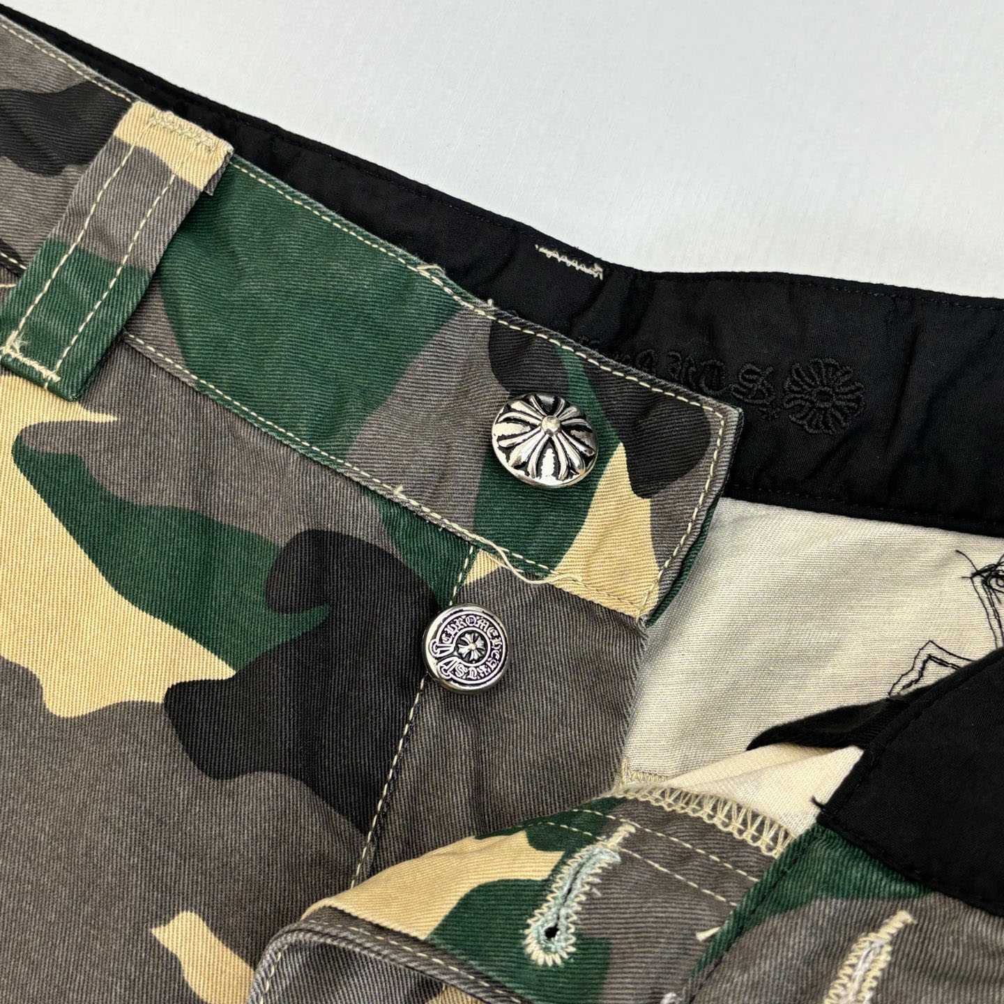 Chrome Hearts Shorts - FashionPlug
