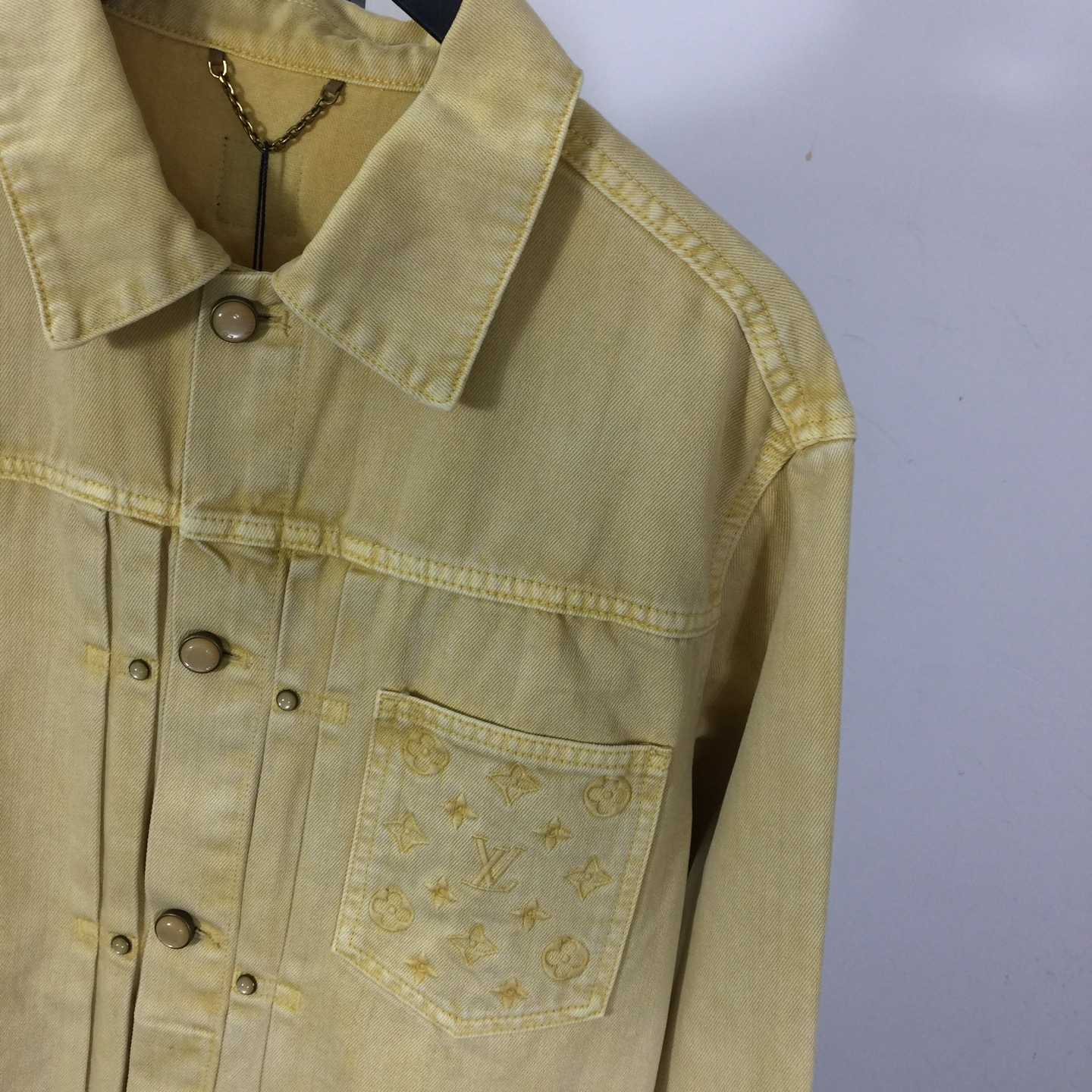 Louis Vuitton Garment-Dyed Denim Type II Trucker Jacket   1AHUY0 - FashionPlug