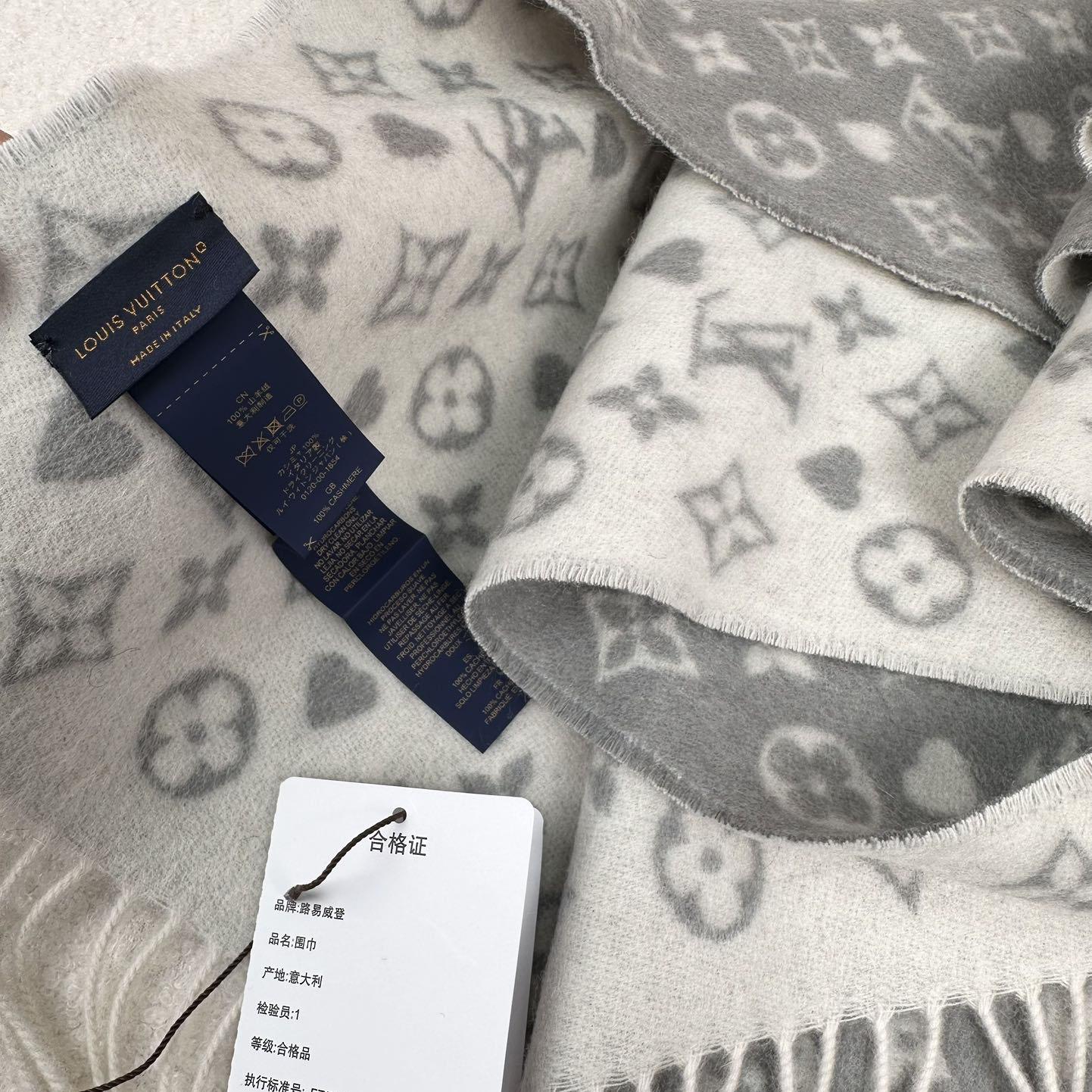 Louis Vuitton Game On Scarf   45*180cm - FashionPlug