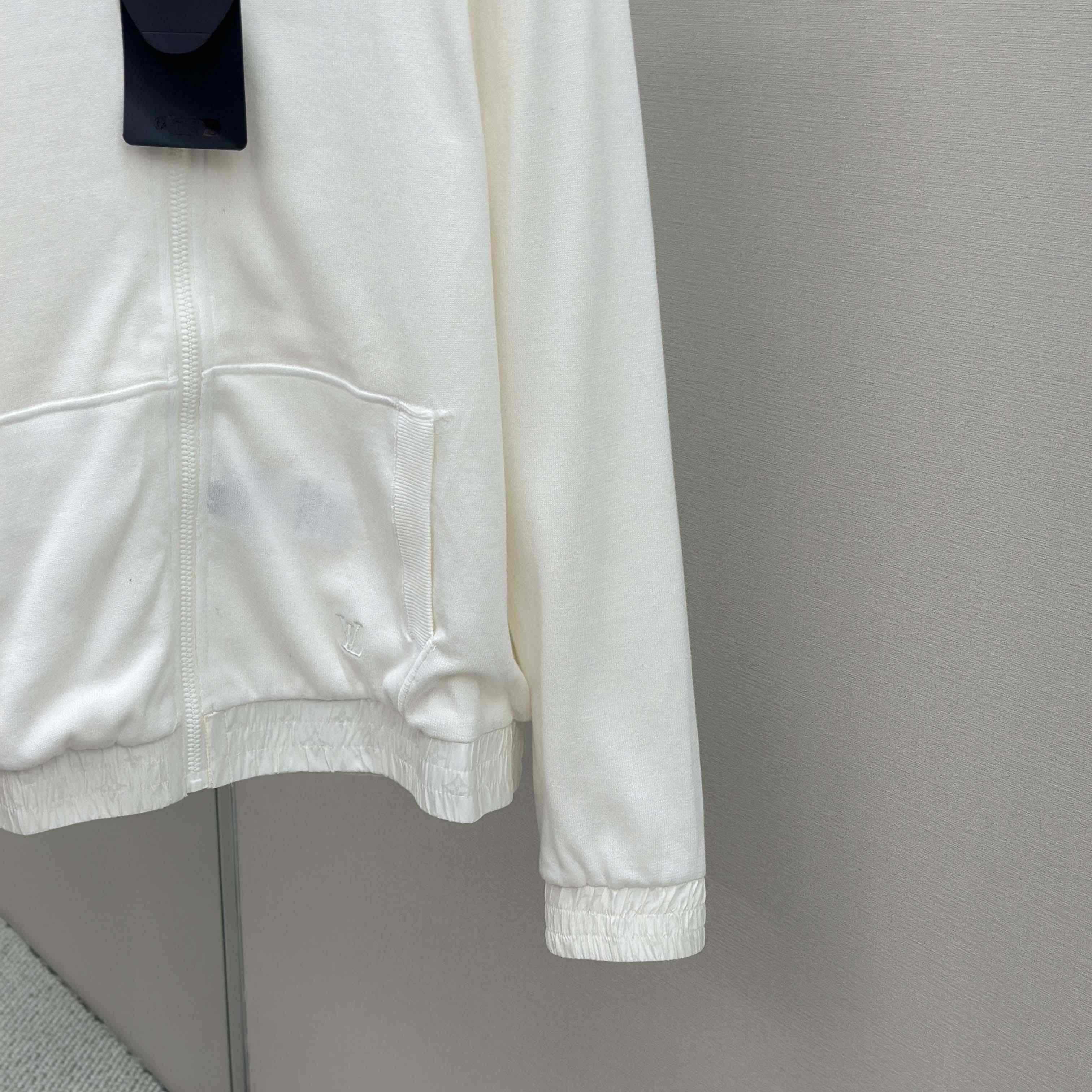 Louis Vuitton Monogram Reversible Light Bomber   1AHUWH - FashionPlug