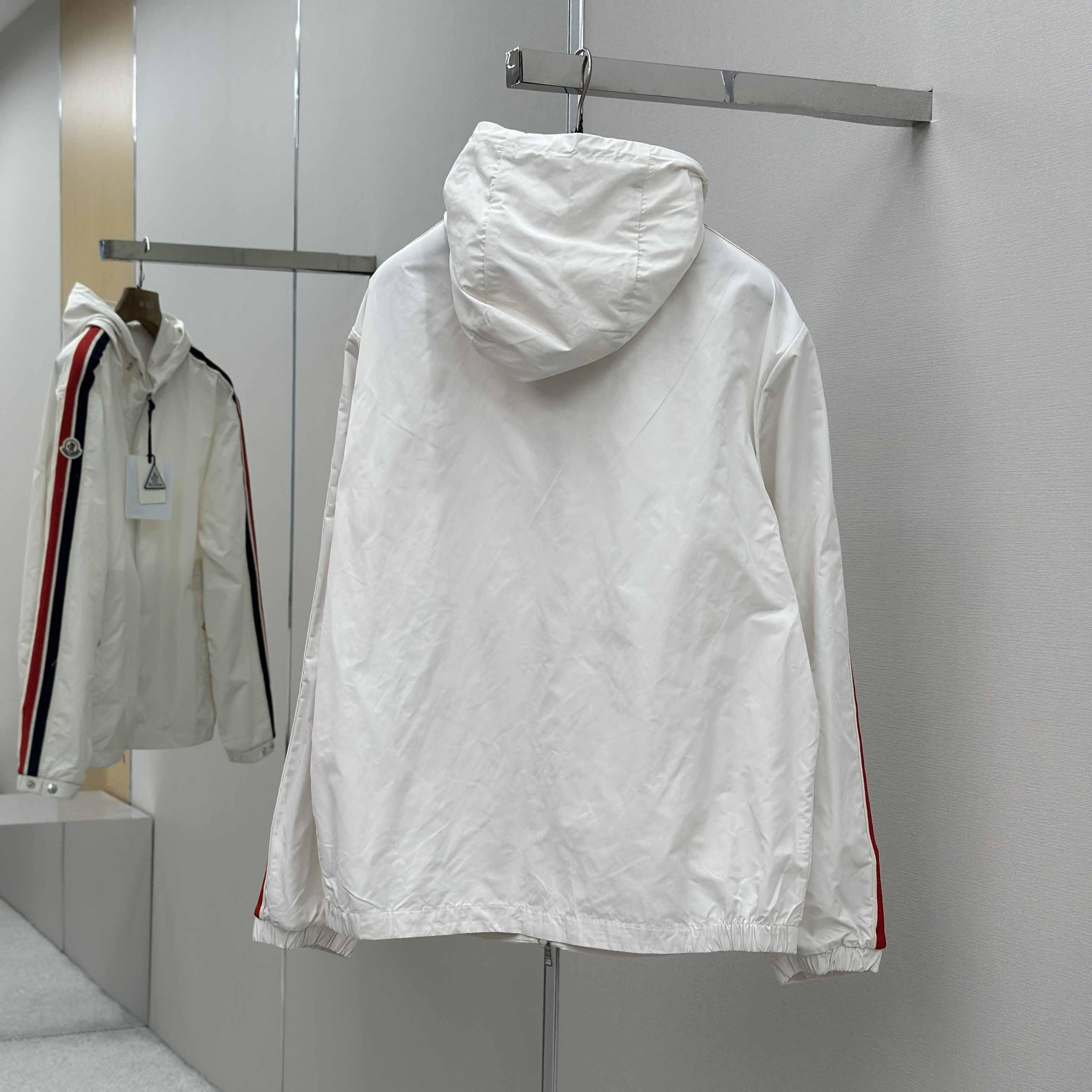 Moncler Olan Jacket - FashionPlug