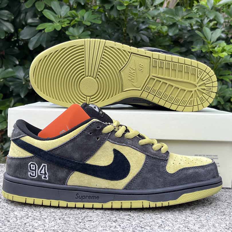 Supreme x Nike SB Dunk Low   HQ8487-300 - FashionPlug