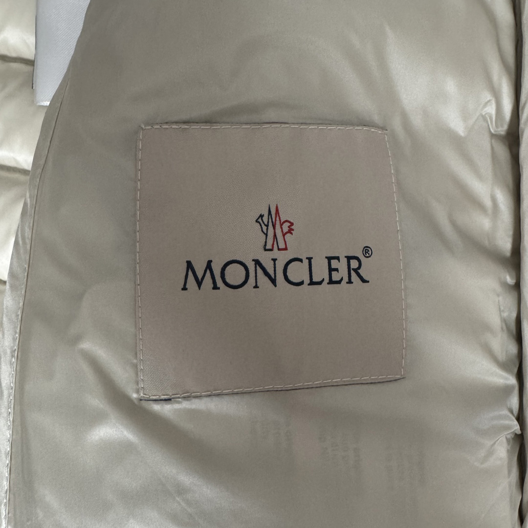 Moncler Ige Hooded Short Down Jacket - FashionPlug