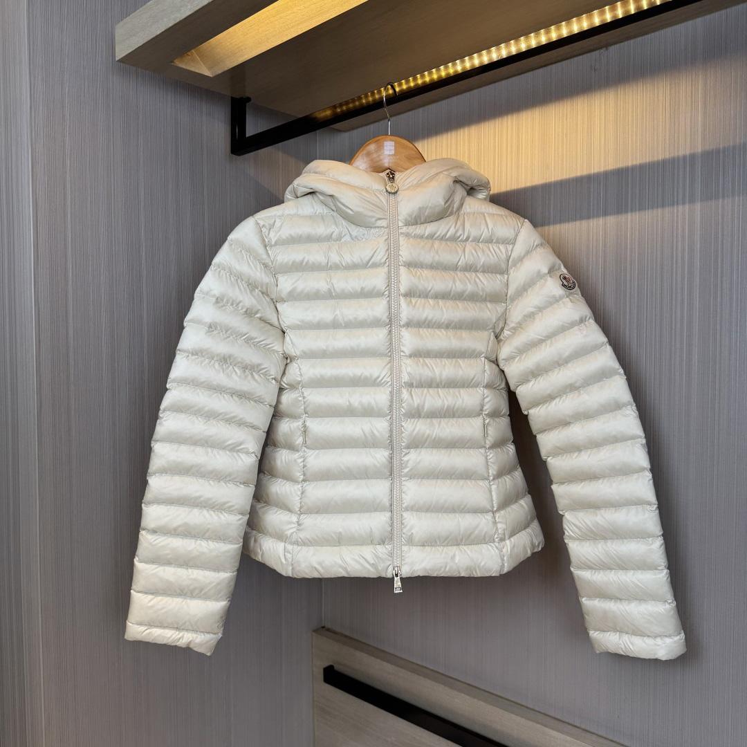 Moncler Ige Hooded Short Down Jacket - FashionPlug