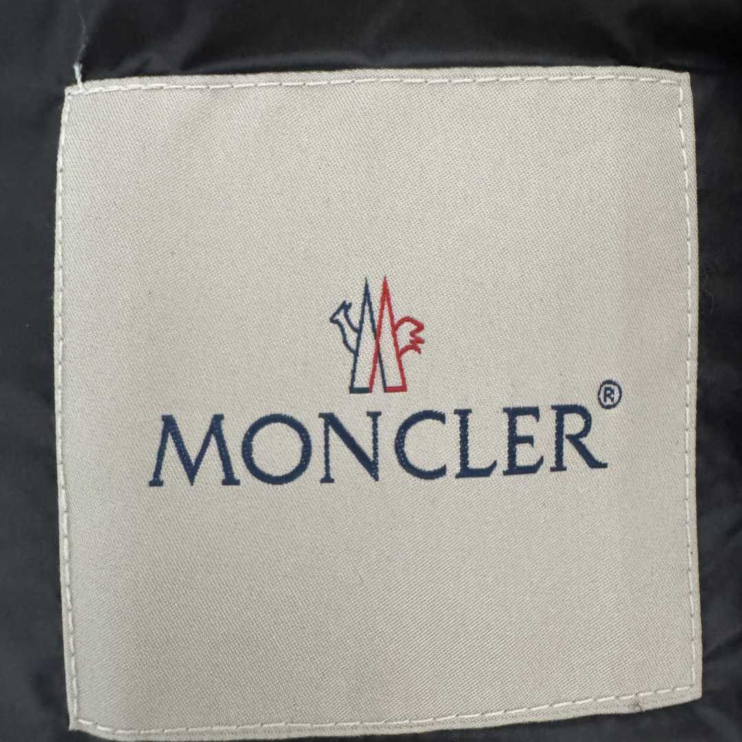 Moncler Ige Hooded Short Down Jacket - FashionPlug