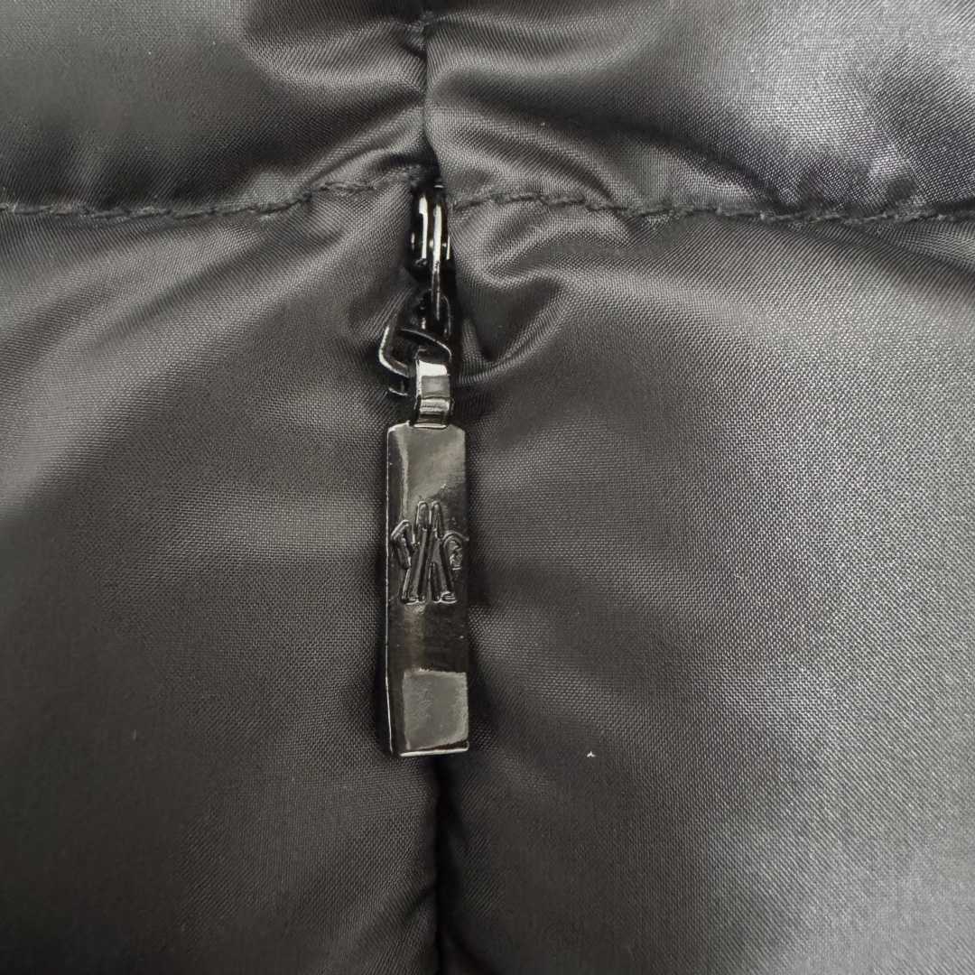 Moncler Ige Hooded Short Down Jacket - FashionPlug