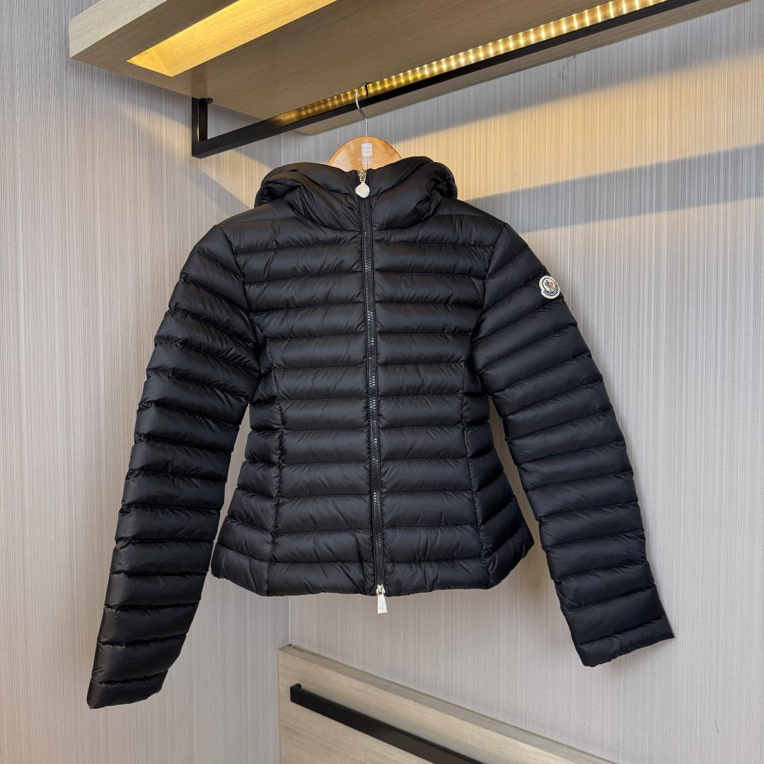 Moncler Ige Hooded Short Down Jacket - FashionPlug
