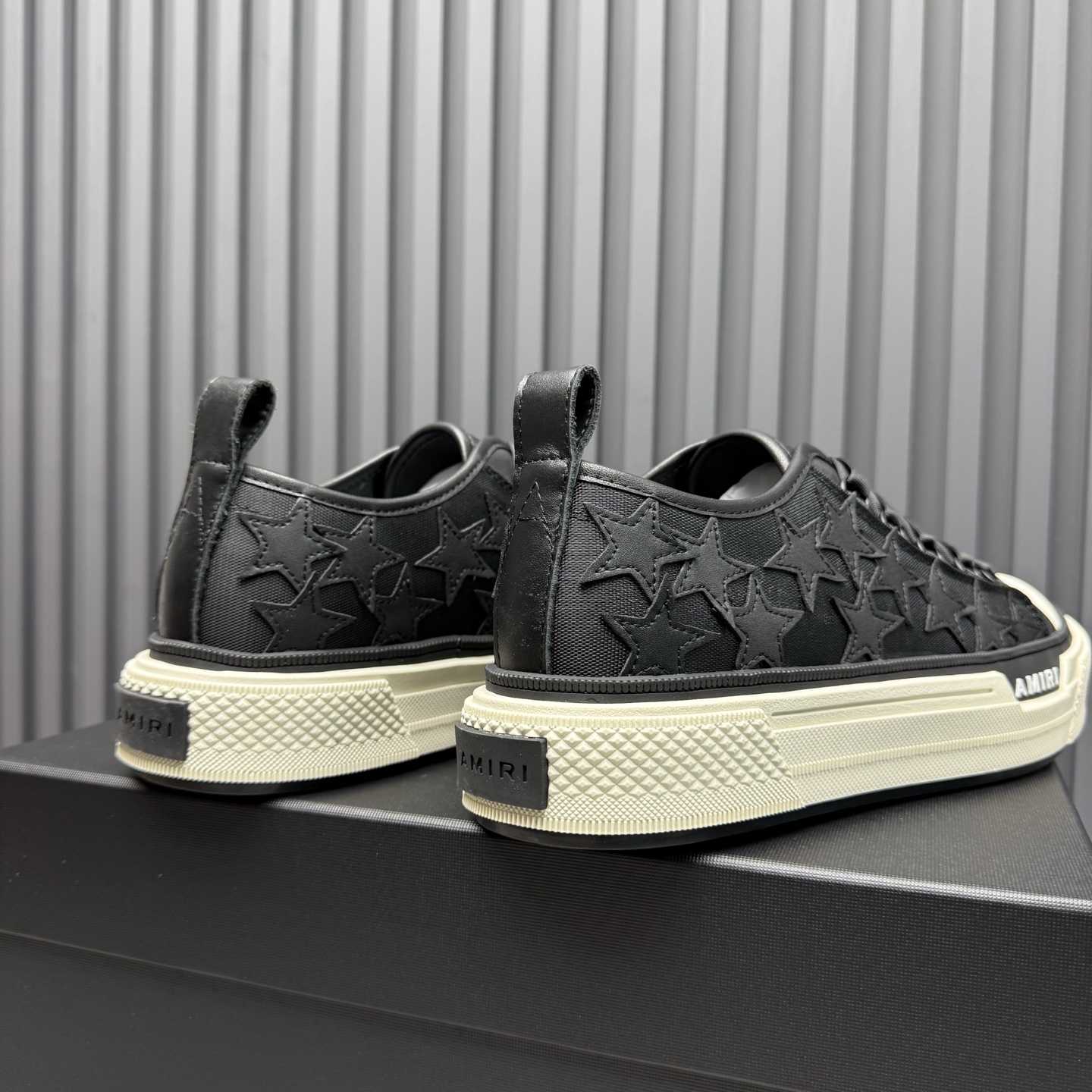Amiri Stars Low Sneakers - FashionPlug