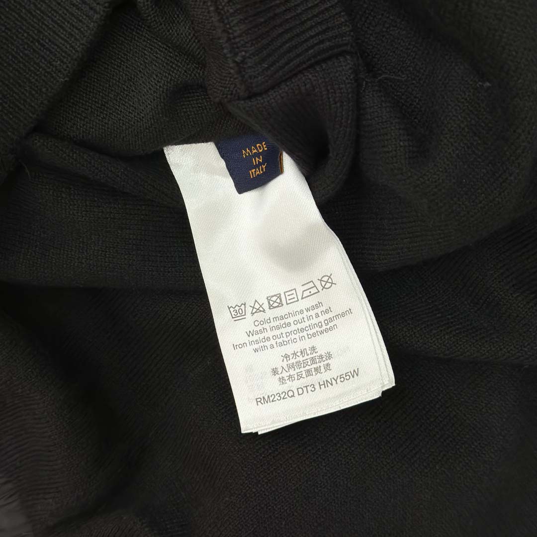 Louis Vuitton Monogram Reversible Light Bomber   1AGMFK - FashionPlug