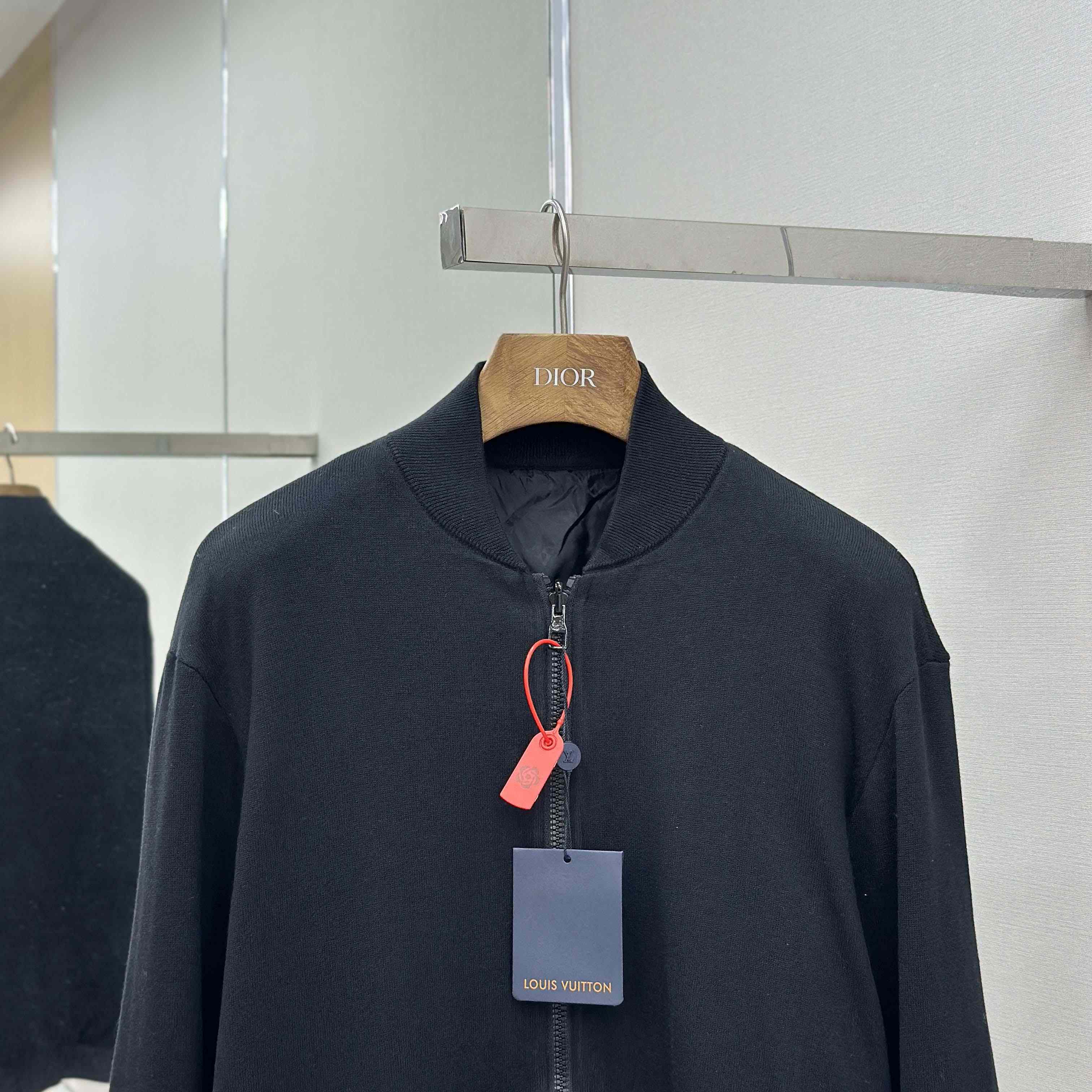 Louis Vuitton Monogram Reversible Light Bomber   1AGMFK - FashionPlug