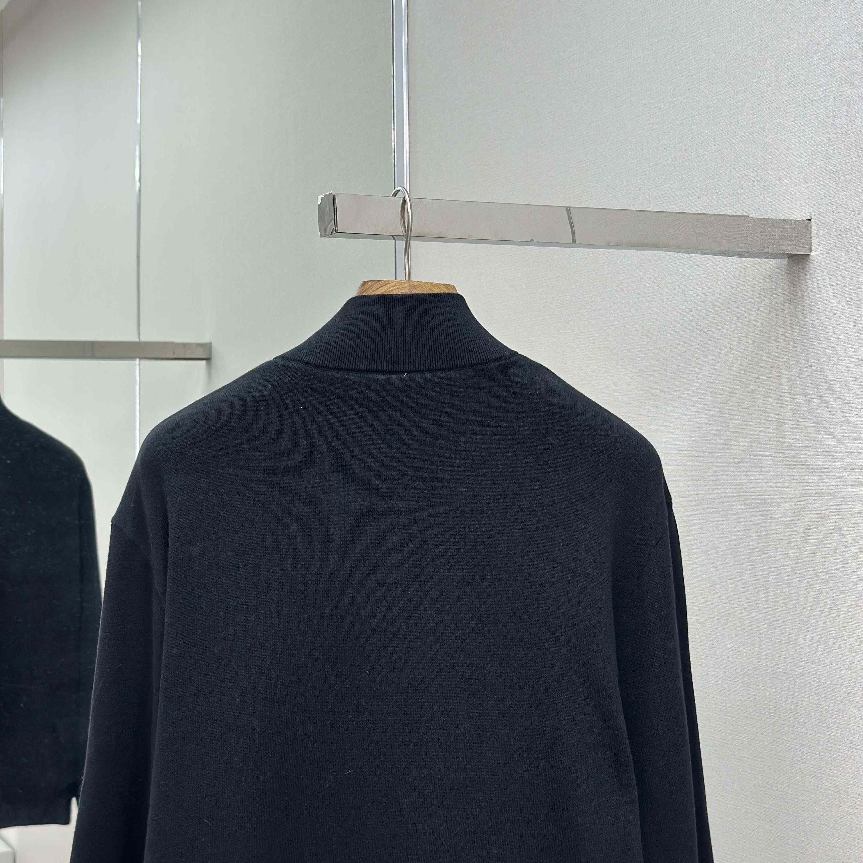 Louis Vuitton Monogram Reversible Light Bomber   1AGMFK - FashionPlug