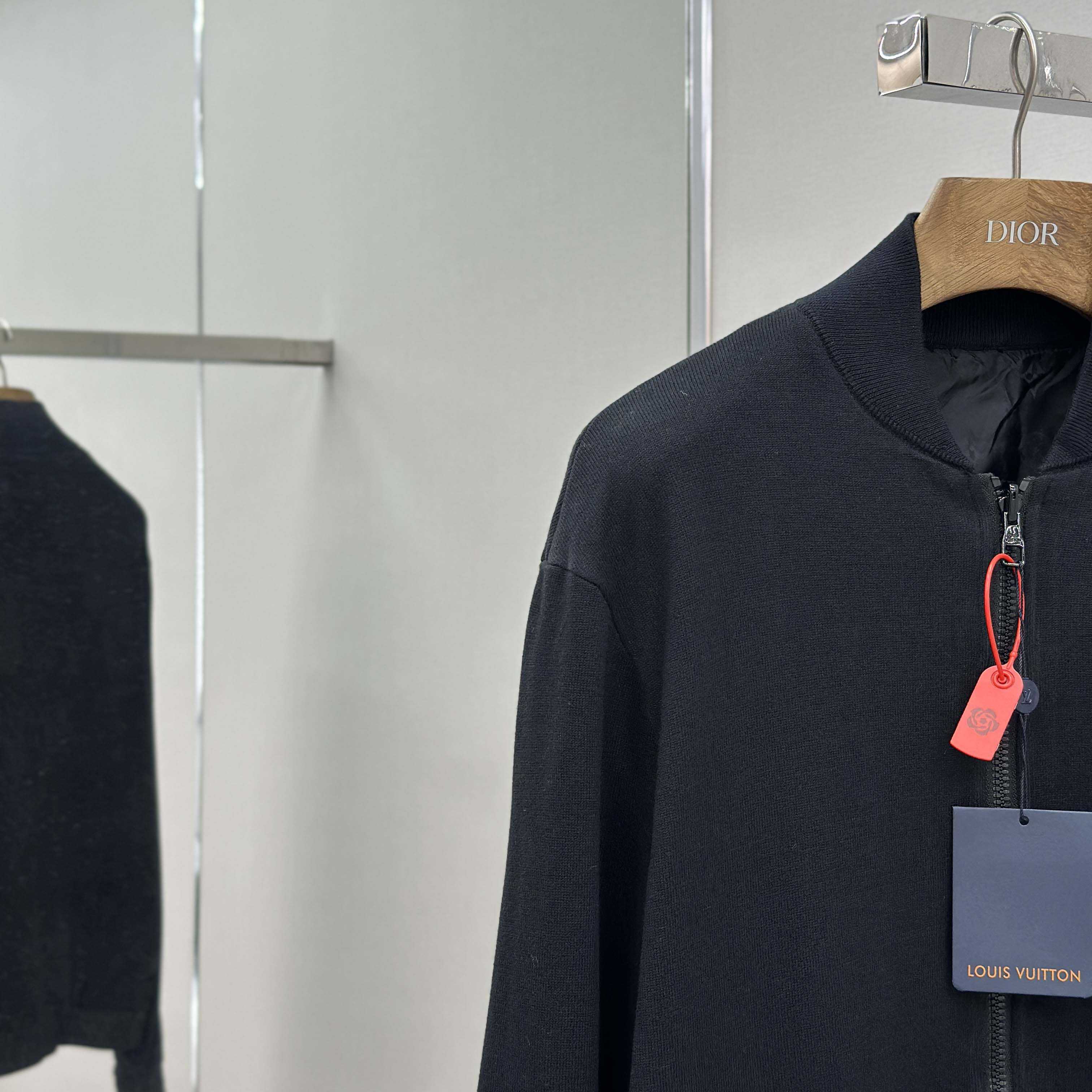 Louis Vuitton Monogram Reversible Light Bomber   1AGMFK - FashionPlug