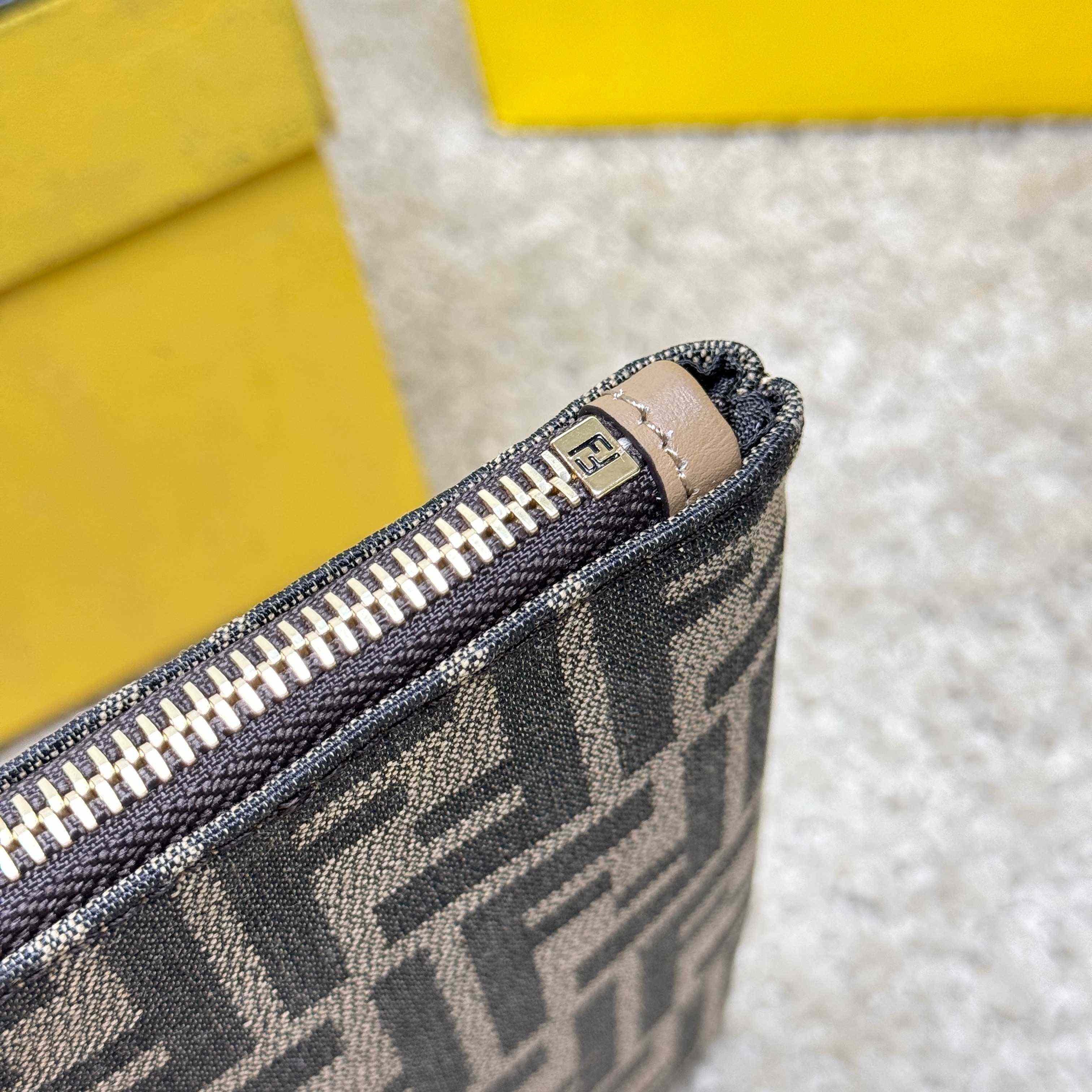 Fendi Flat Baguette Pouch Medium - FashionPlug