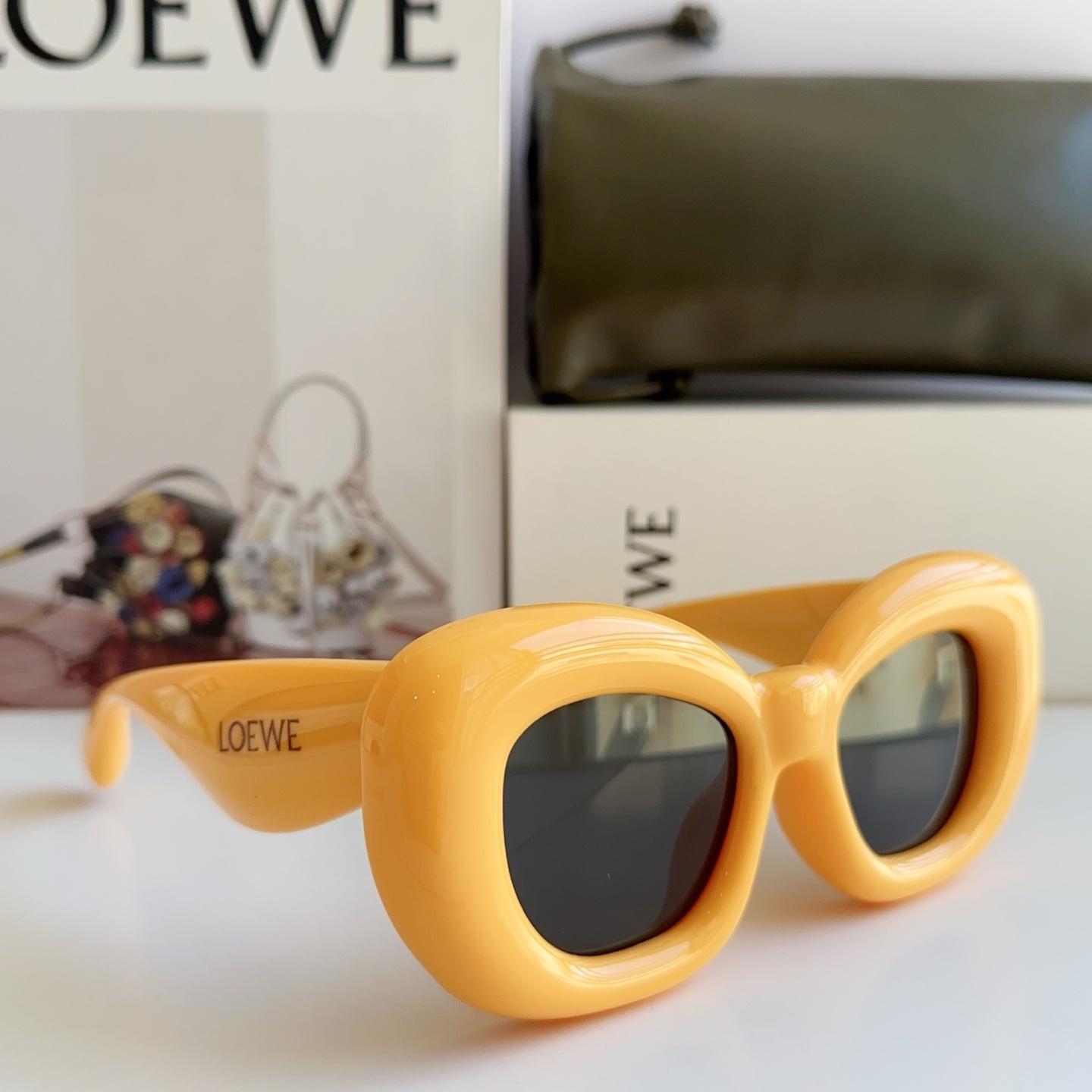 Loewe LW40100l Sunglasses  - FashionPlug
