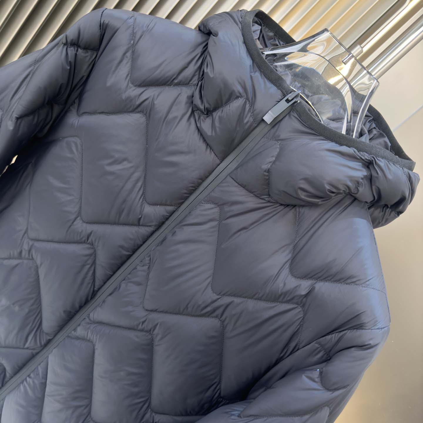 Moncler Bimont Hooded Wave-Quilted Short Down Jacket - FashionPlug