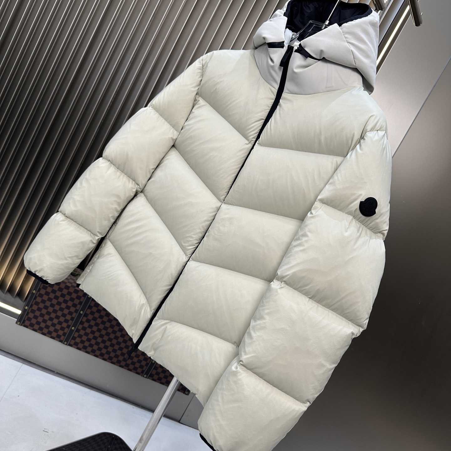 Moncler Forez Hooded Short Down Jacket - FashionPlug