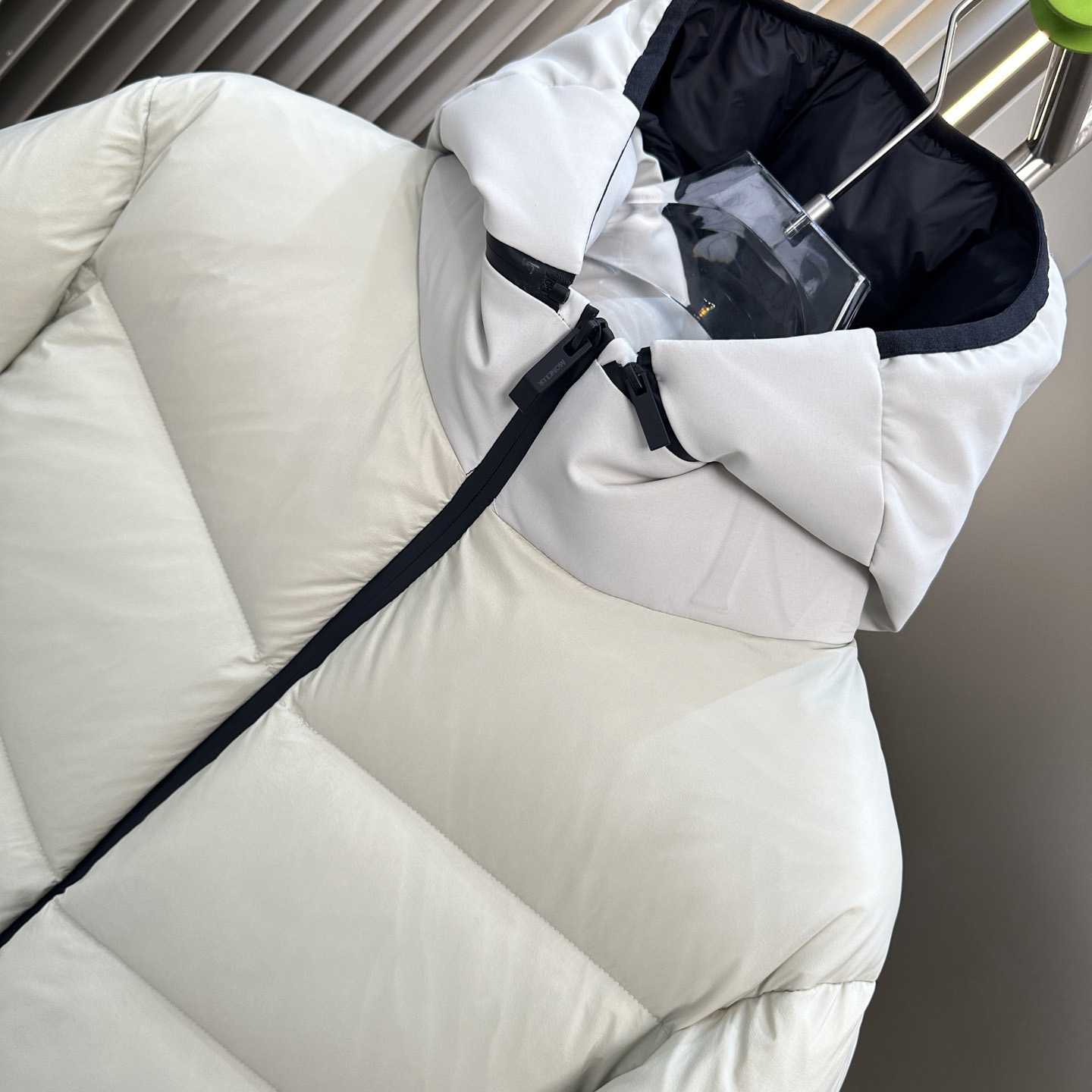 Moncler Forez Hooded Short Down Jacket - FashionPlug