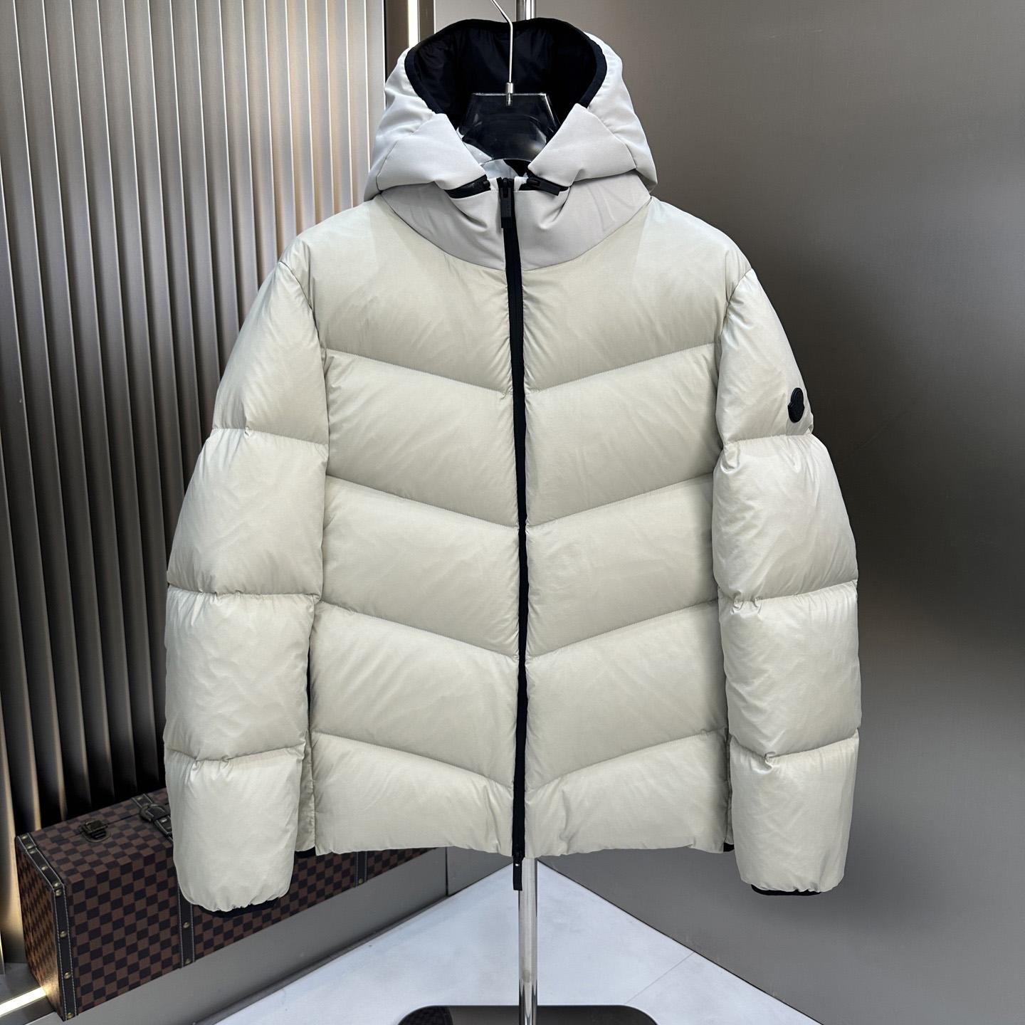 Moncler Forez Hooded Short Down Jacket - FashionPlug