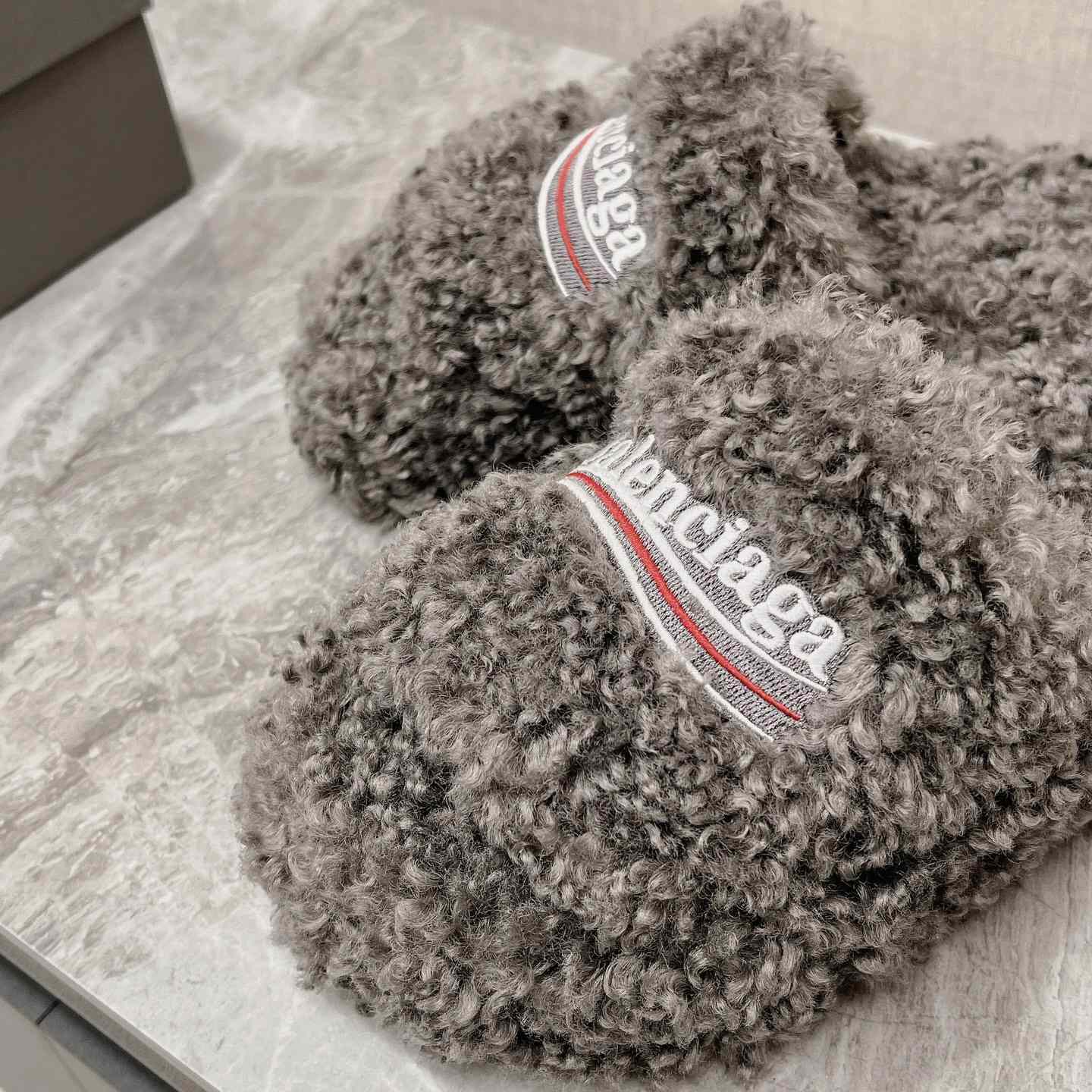 Balenciaga Furry Slide Sandals - FashionPlug