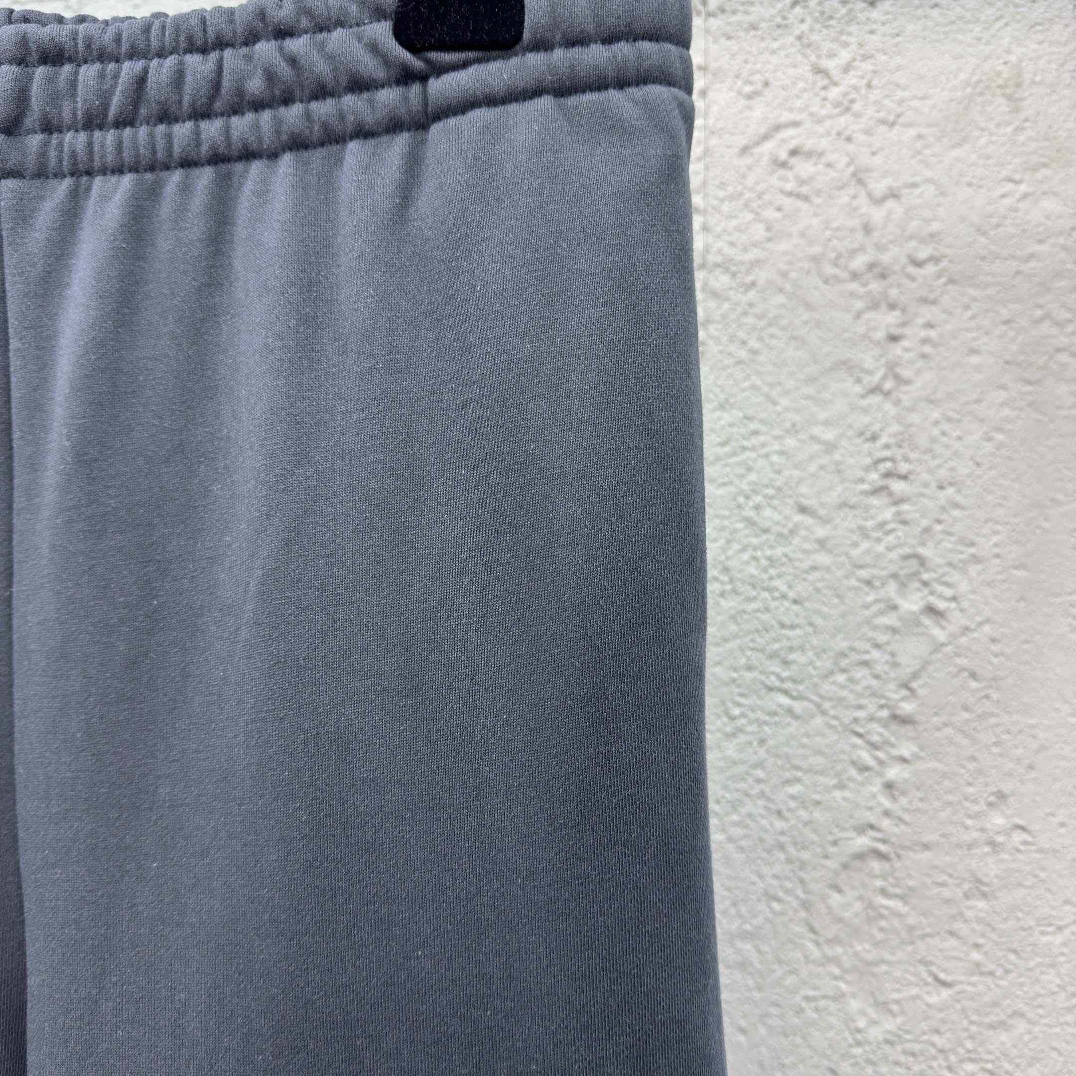 Balenciaga Under Armour® Baggy Sweatpants In Black - FashionPlug
