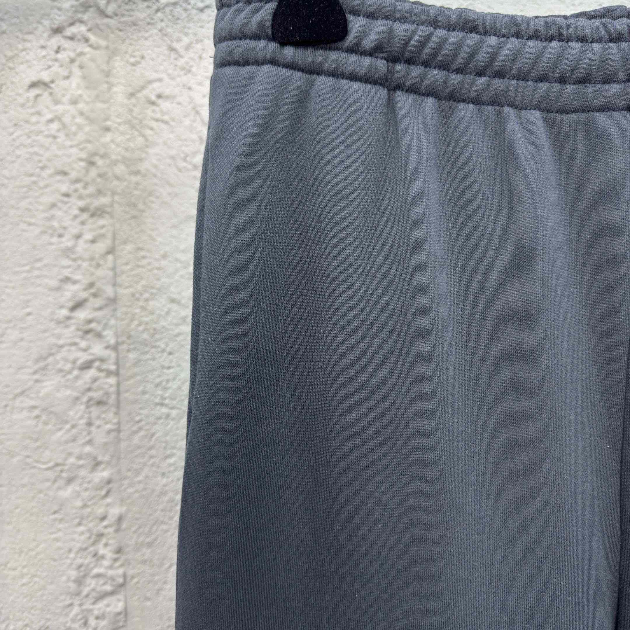 Balenciaga Under Armour® Baggy Sweatpants In Black - FashionPlug
