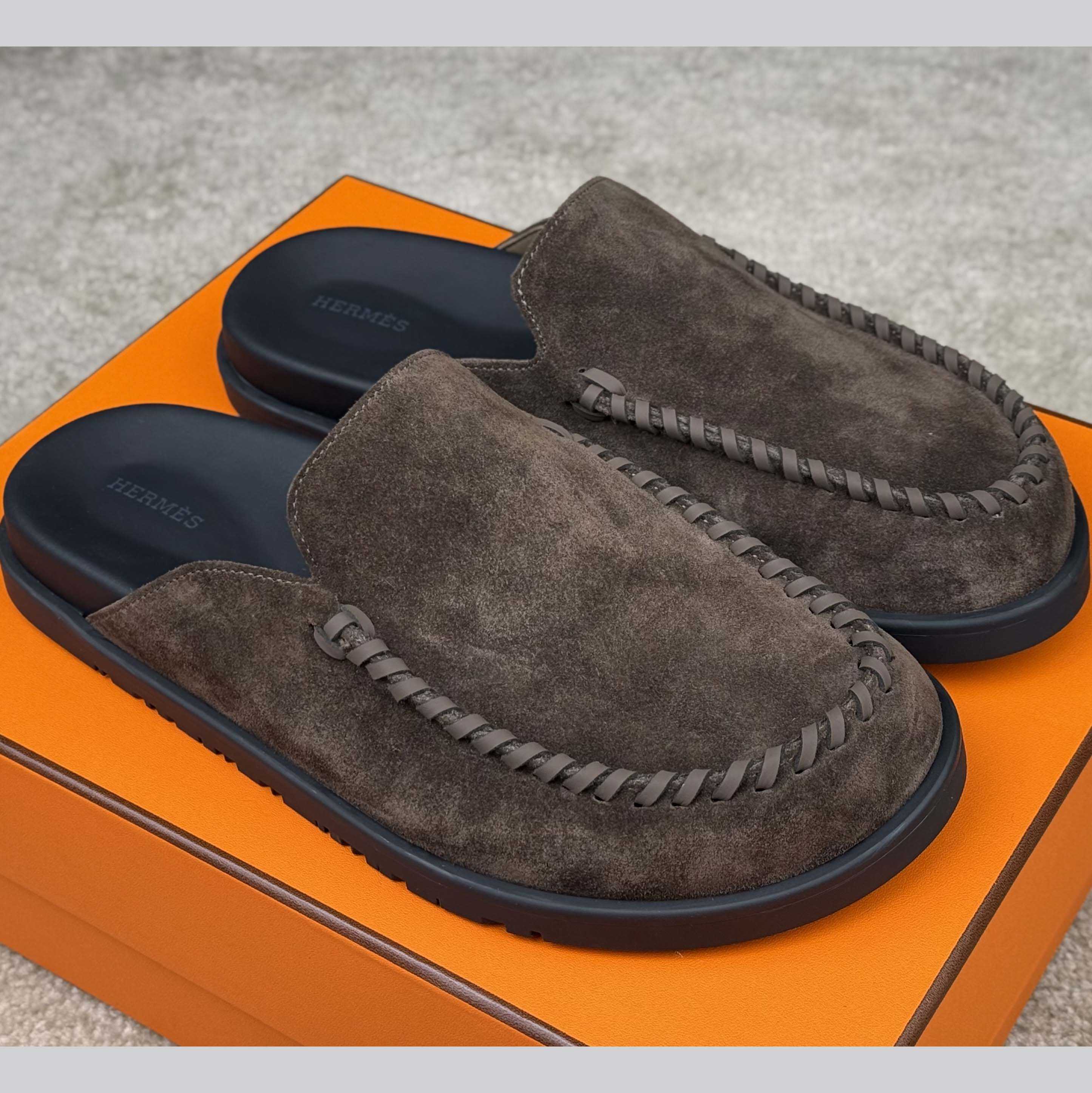 Hermes Johan Mule - FashionPlug