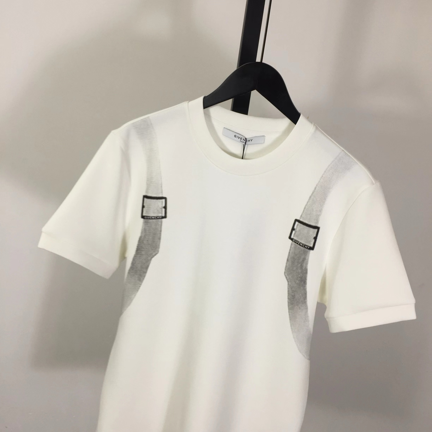 Givenchy T-shirt In Cotton - FashionPlug