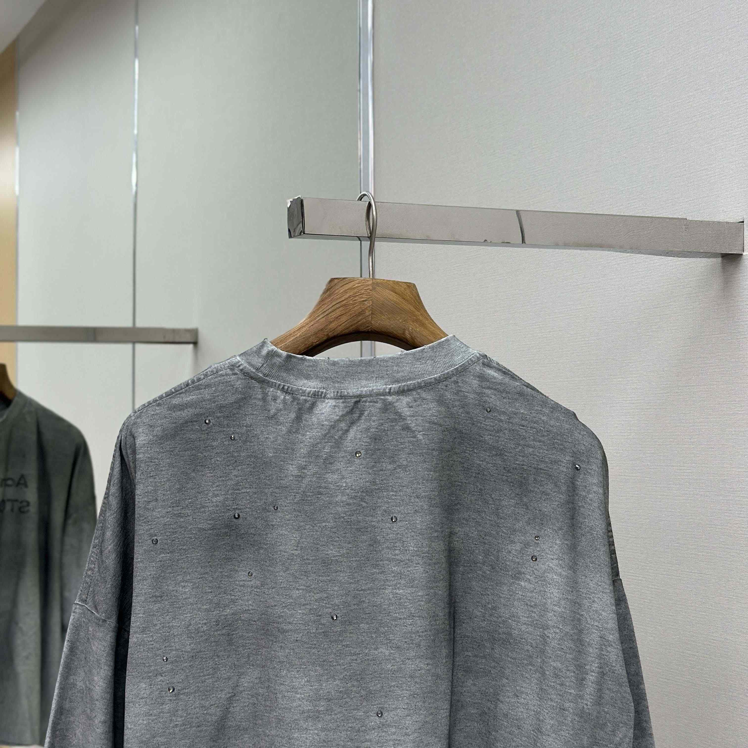 Acne Studios Logo T-shirt - Relaxed Fit - FashionPlug