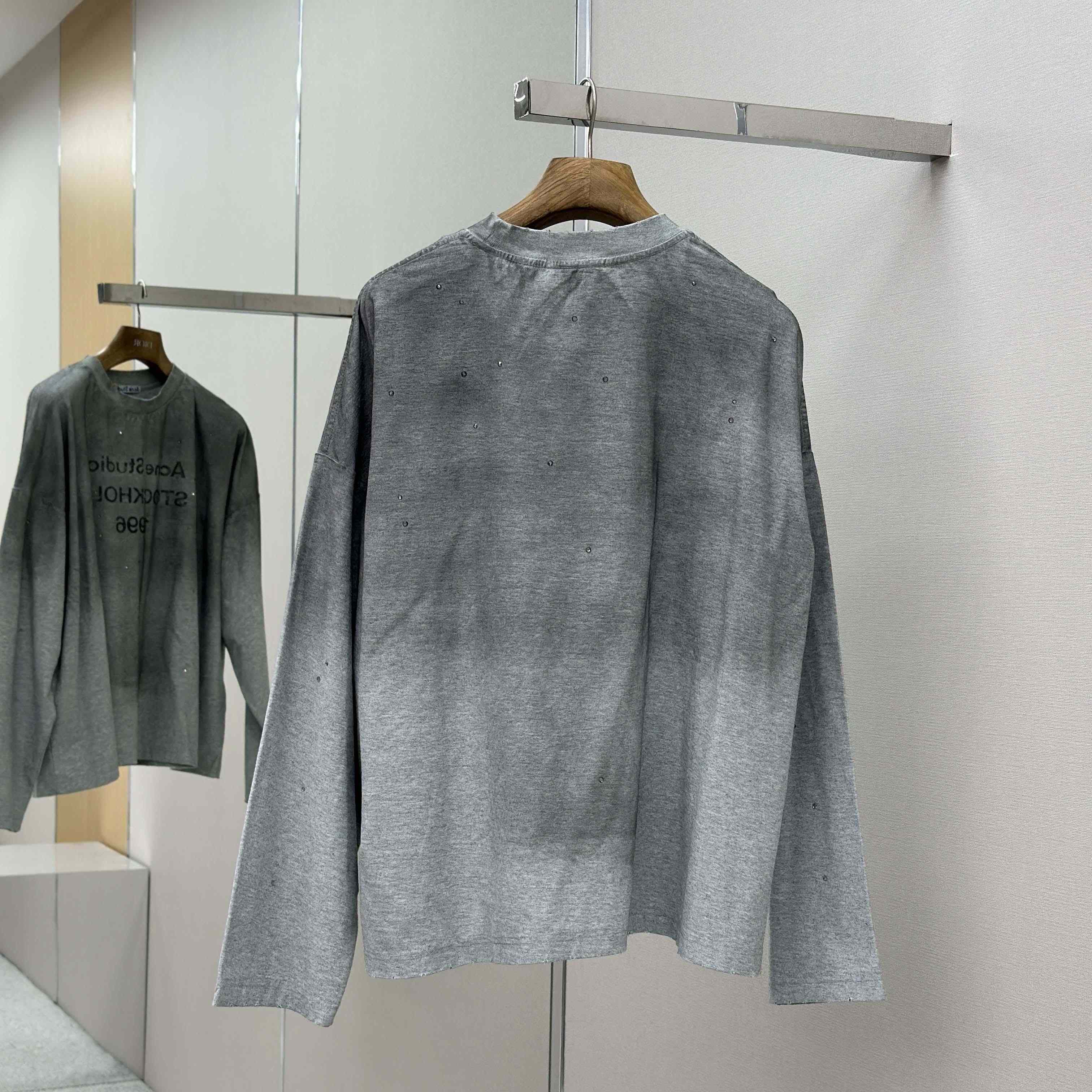 Acne Studios Logo T-shirt - Relaxed Fit - FashionPlug