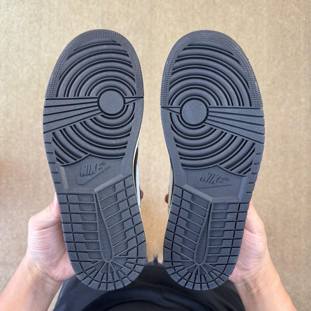 Jordan Air Jordan 1 Low     HQ2010-012 - FashionPlug