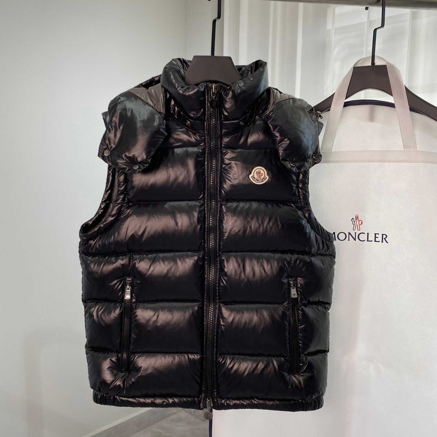 Moncler Bormes Down Vest   809 - FashionPlug