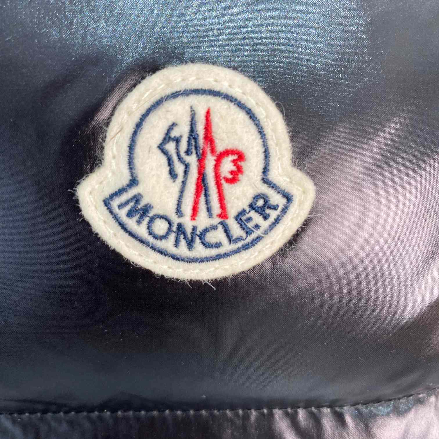 Moncler Bormes Down Vest   809 - FashionPlug
