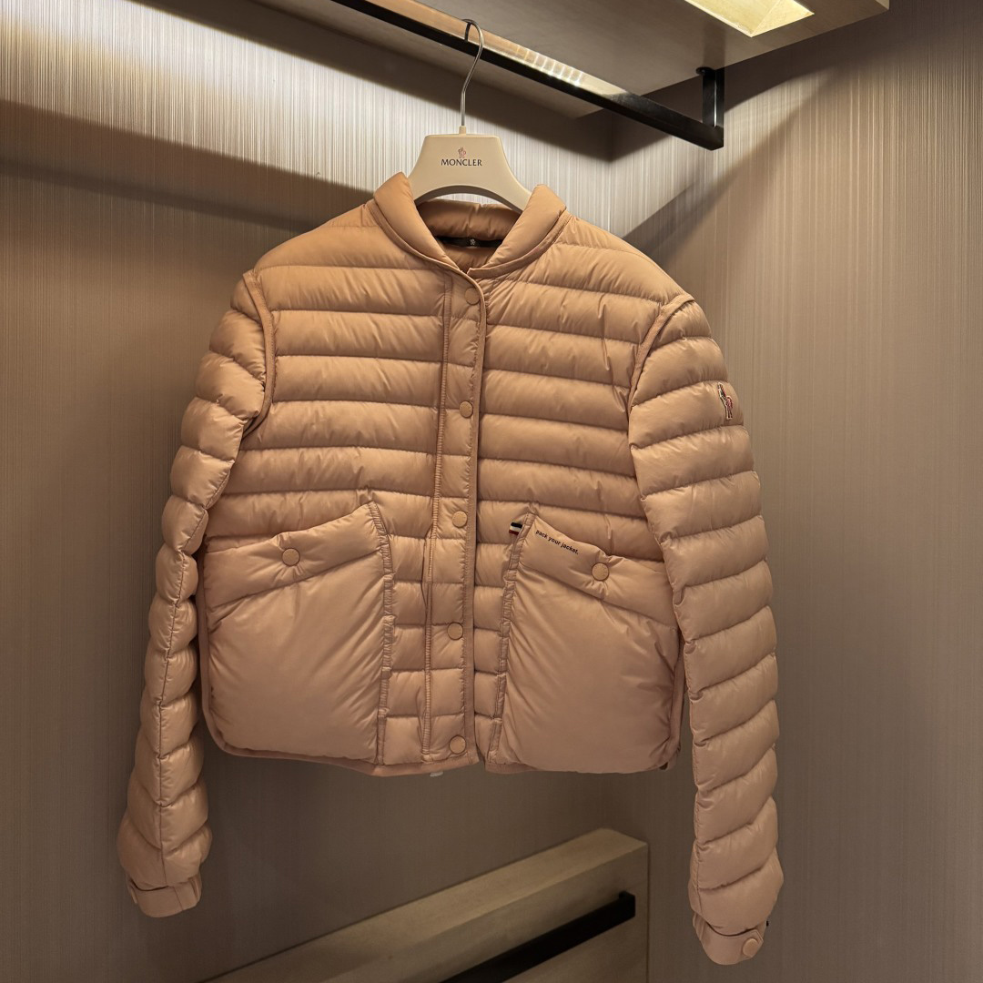 Moncler Grenoble Quilted Puffer Jacket   2519 - FashionPlug