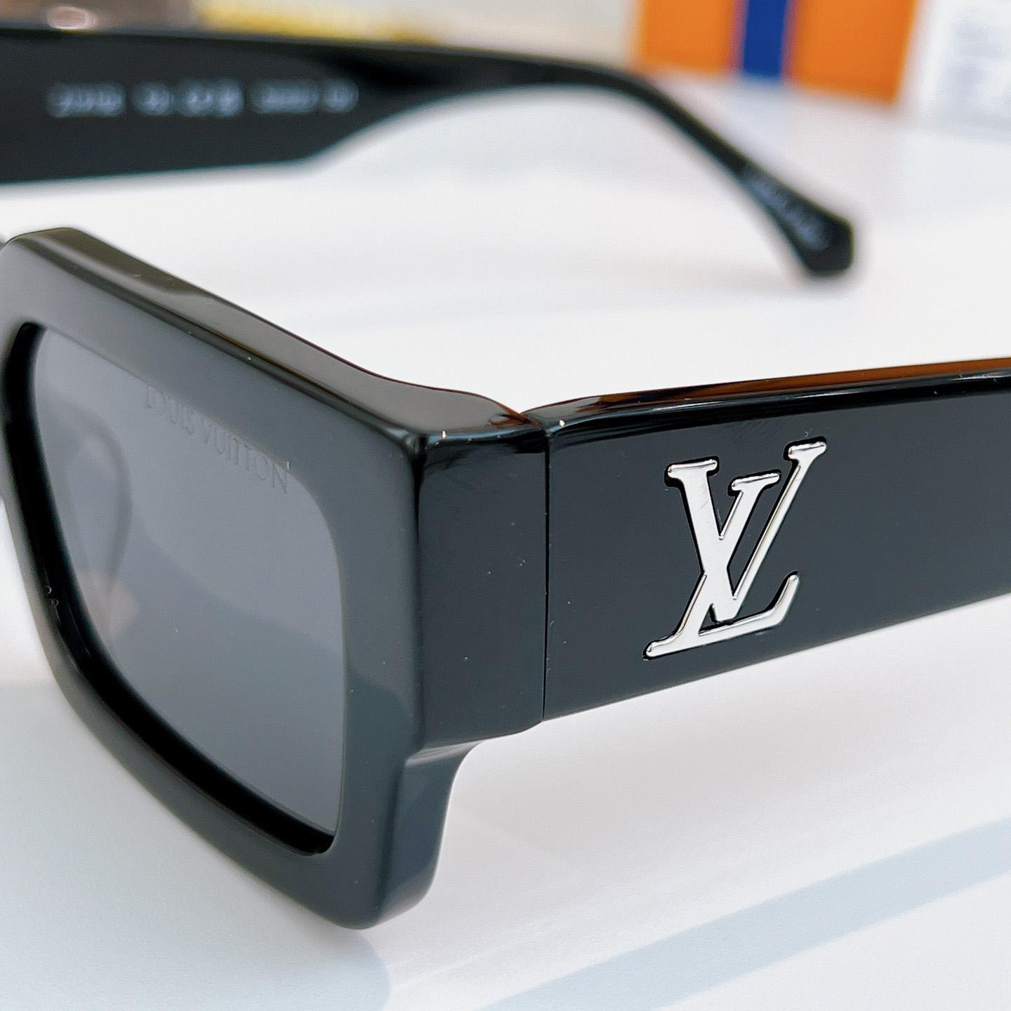 Louis Vuitton LV Clash Low Square Sunglasses   Z2864E - FashionPlug